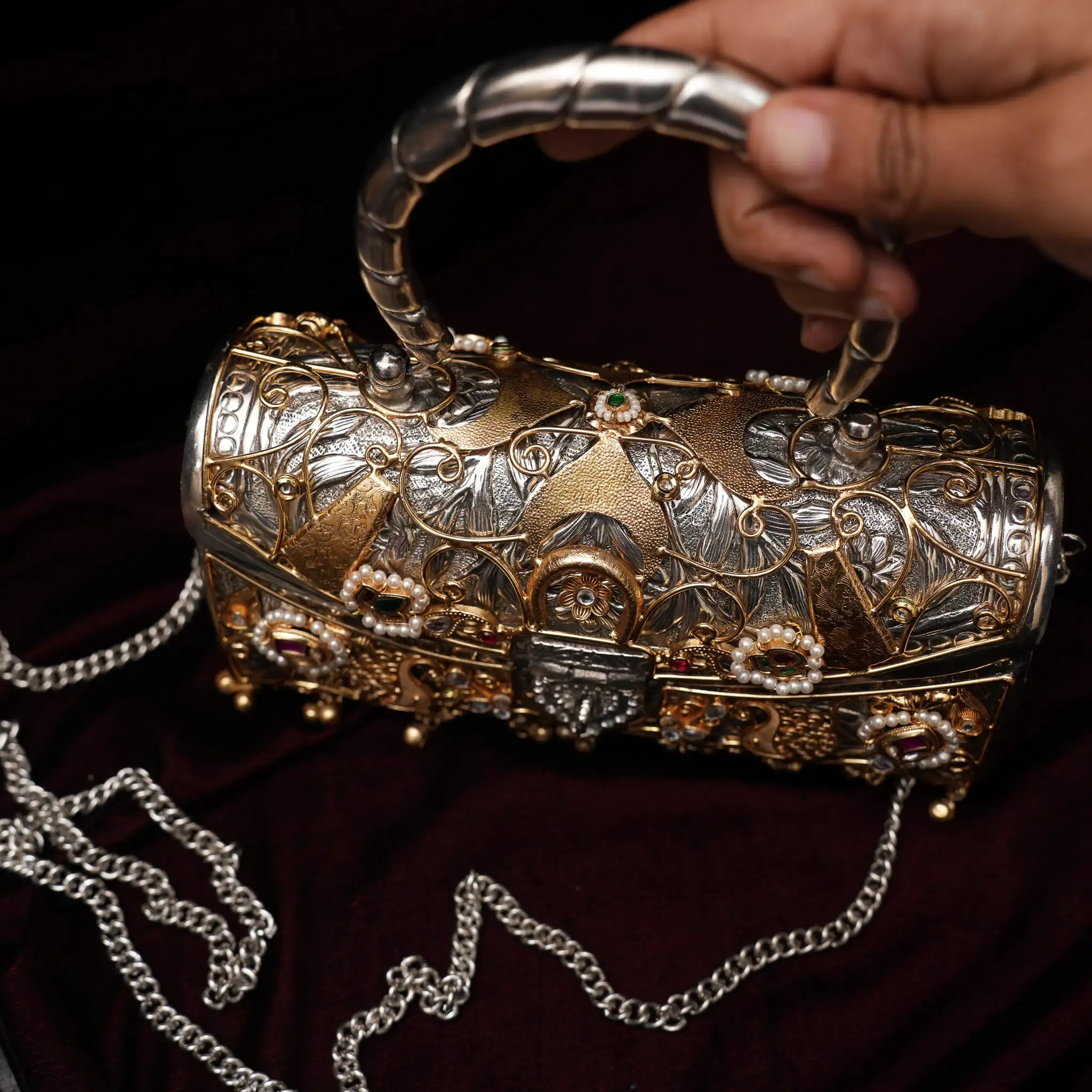 Nishara Polki Clutch
