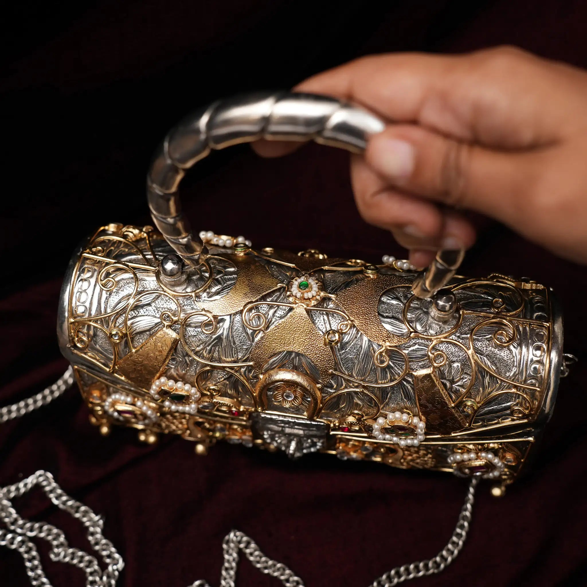 Nishara Polki Clutch