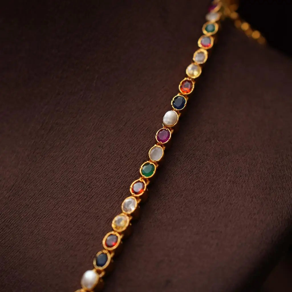 Nishita Silver Reversible Necklace