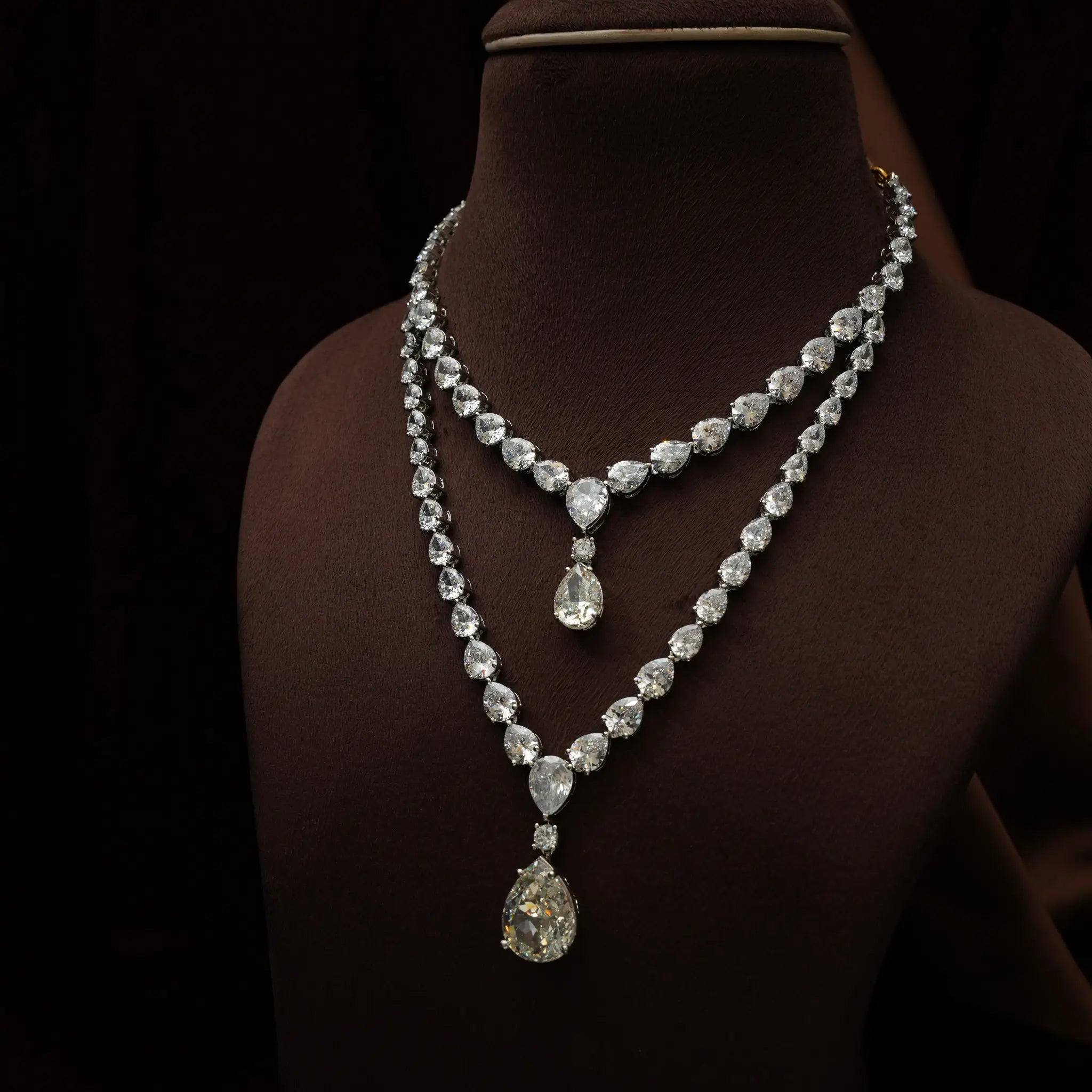 Nistara Zircon Necklace