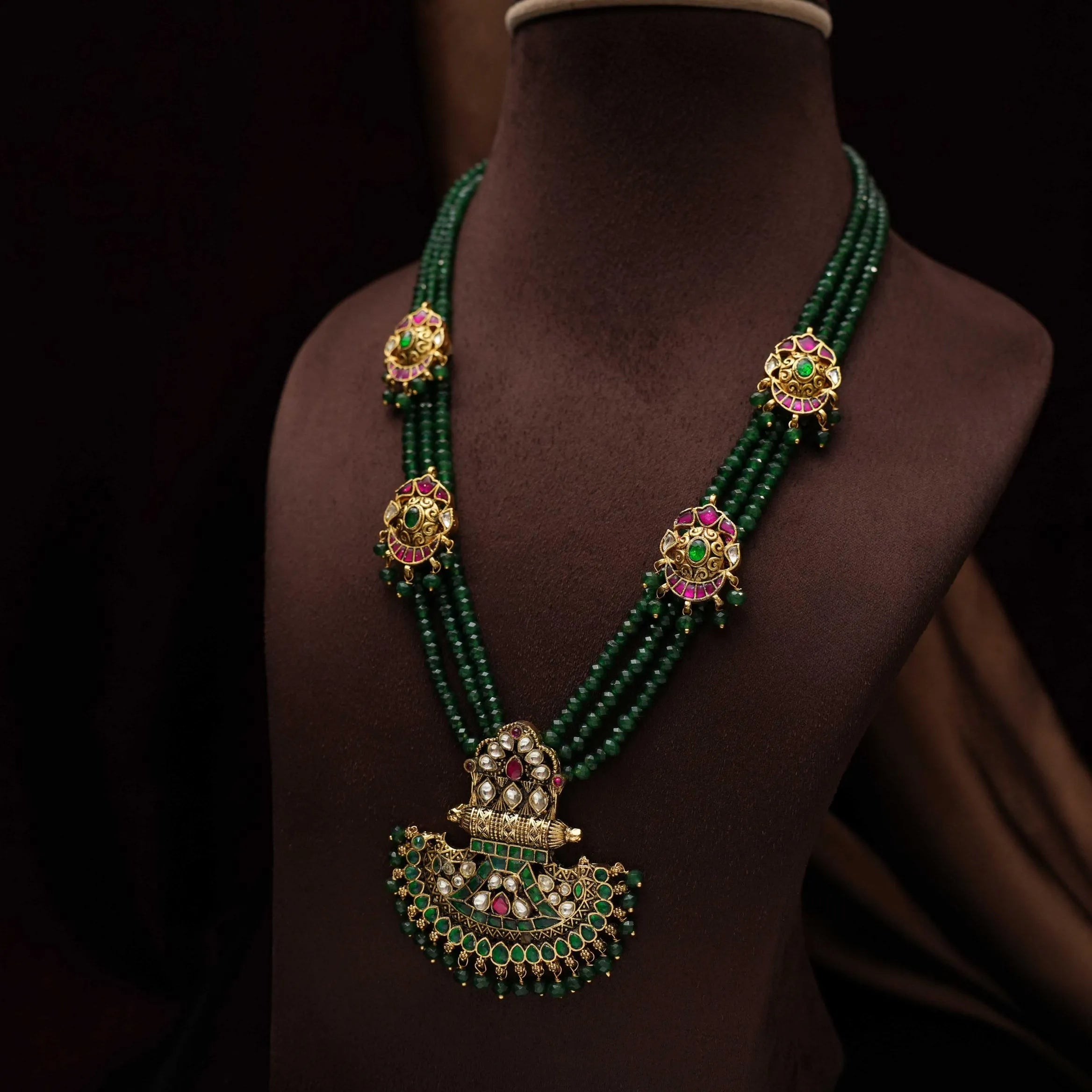 Niti Beaded Necklace - Green