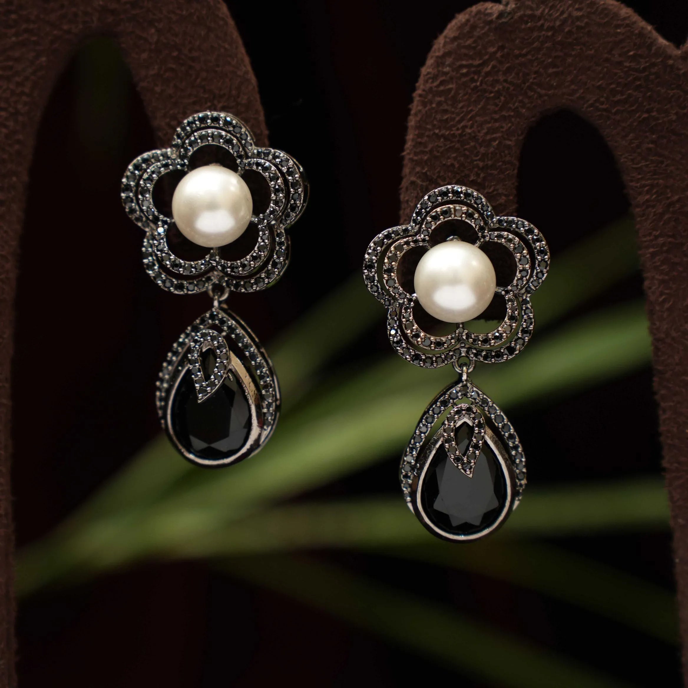 Omana Zircon Earrings - Black