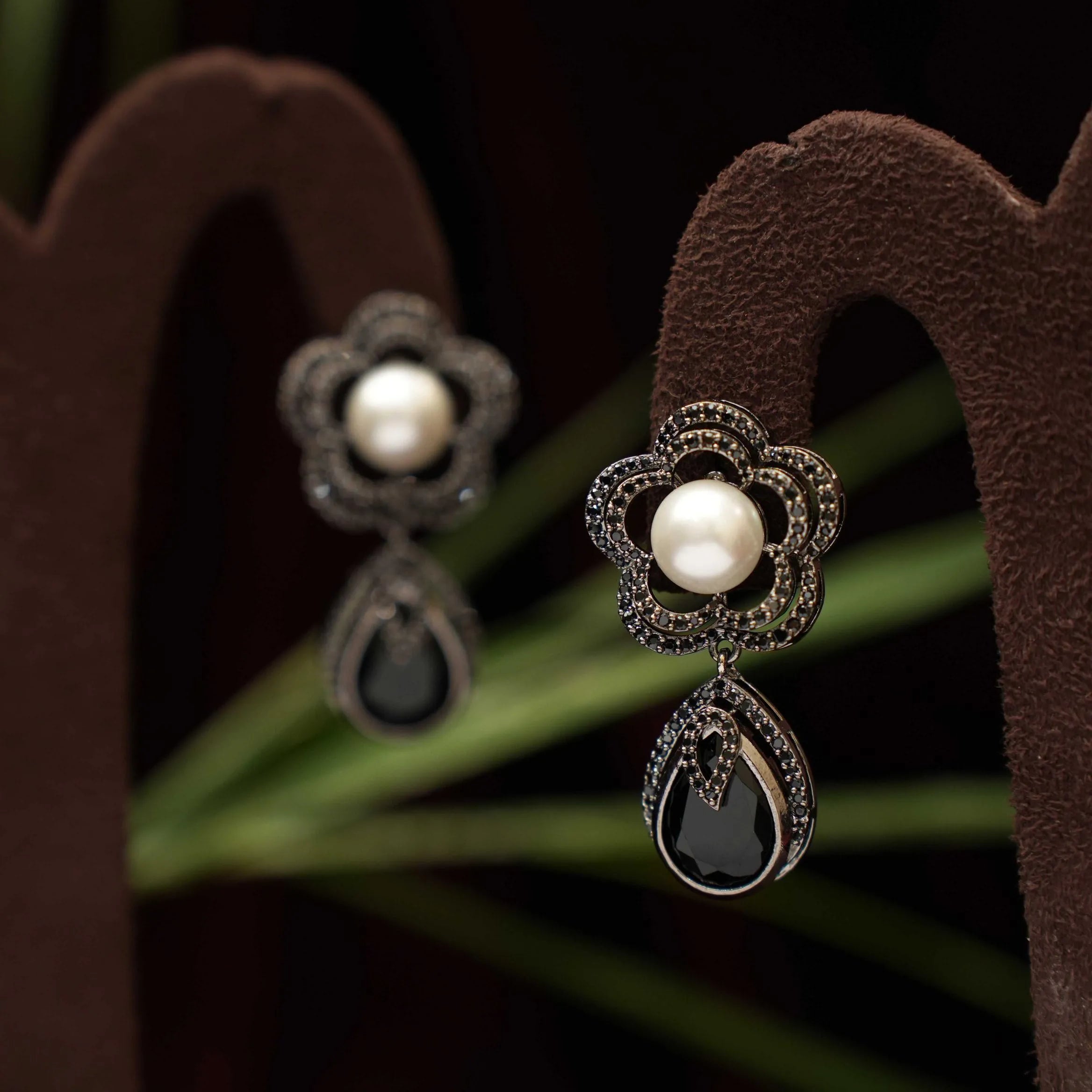 Omana Zircon Earrings - Black