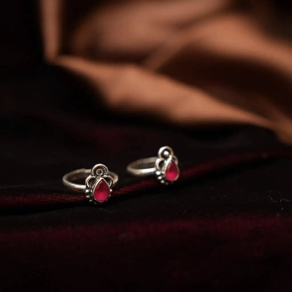 Padmana Silver Toe Ring