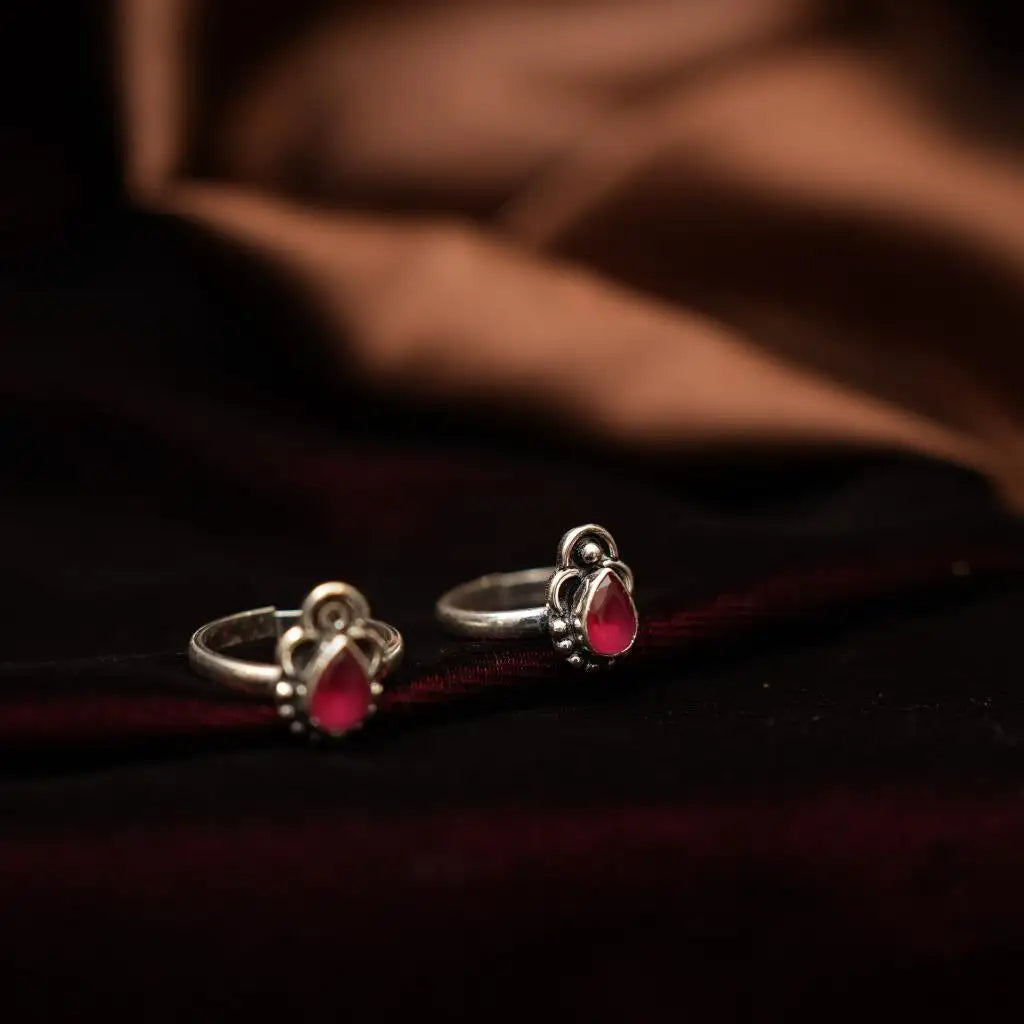 Padmana Silver Toe Ring