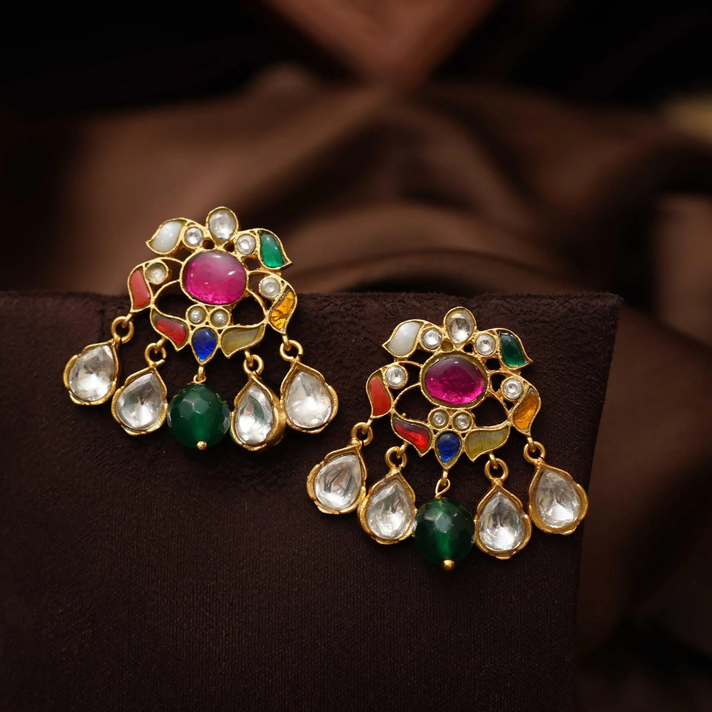 Mega Polki Ear Stud - Parna