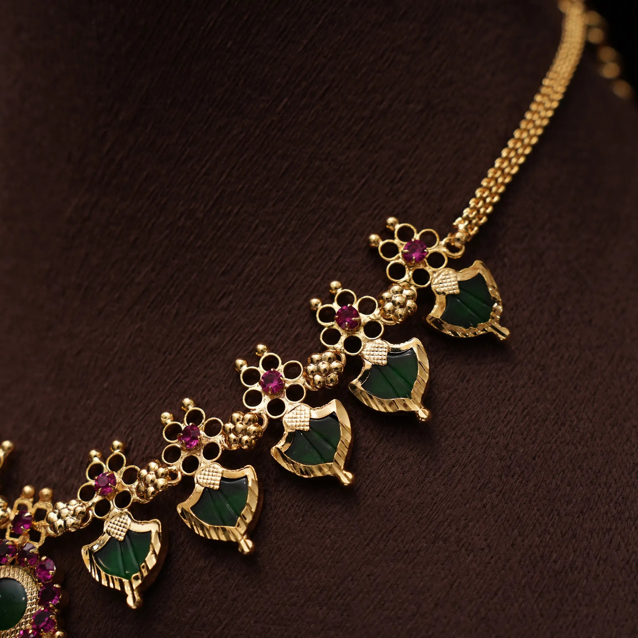 Pranith Palakka Necklace - Siya