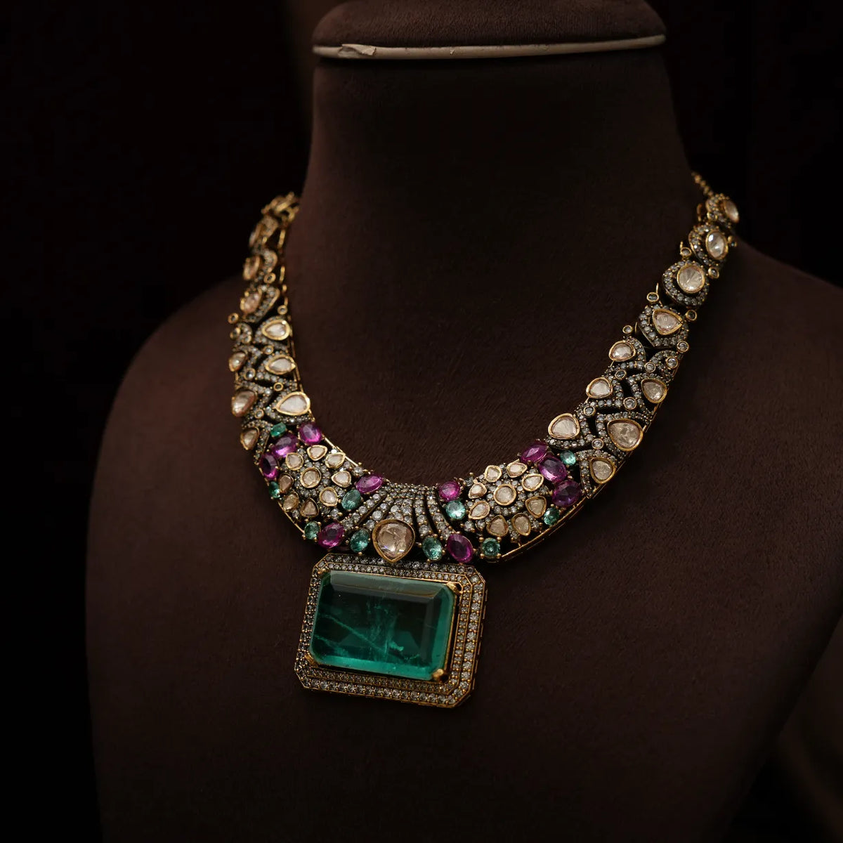 Prisha Victorian Polki Necklace - Pastel Green