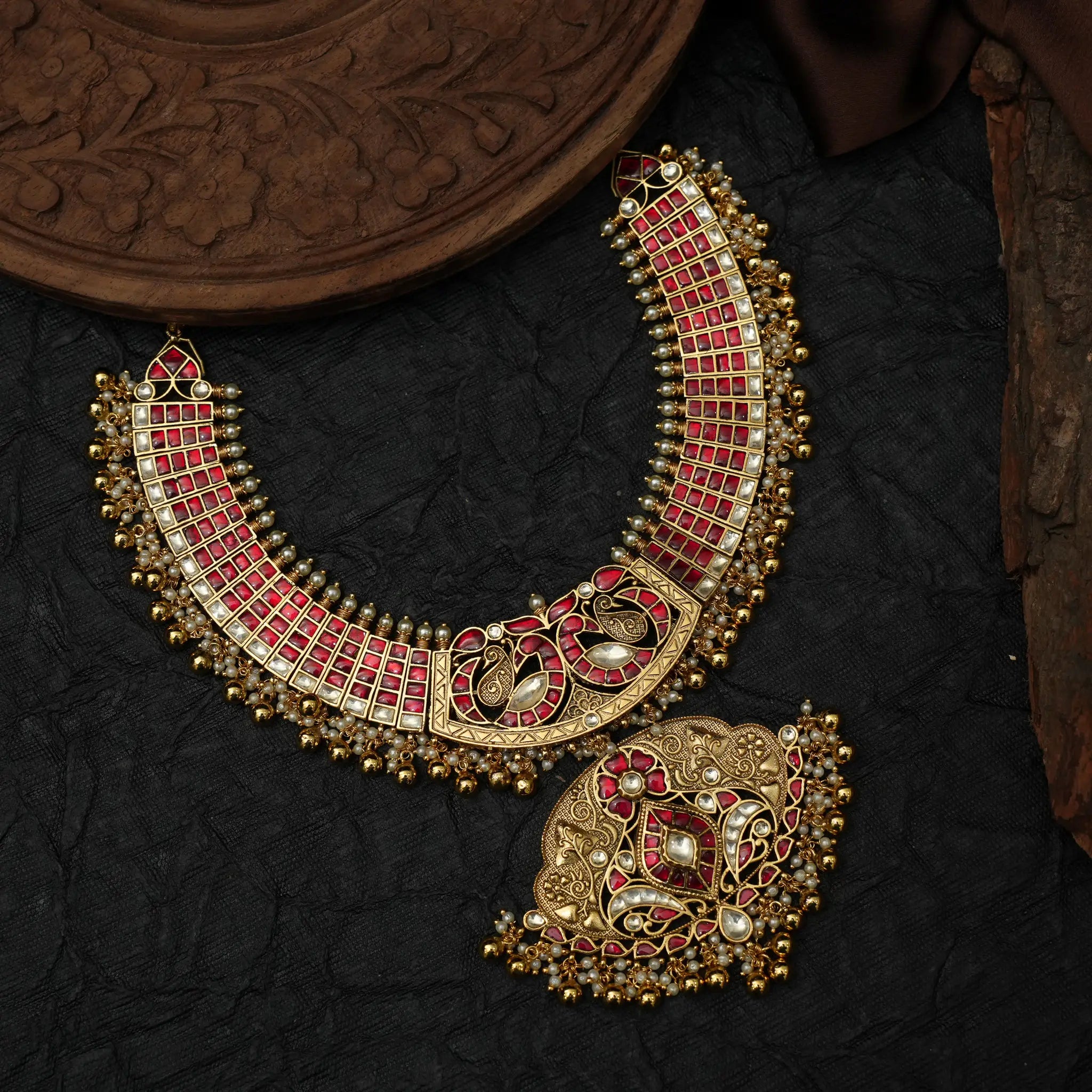 Pujitha Statement Necklace