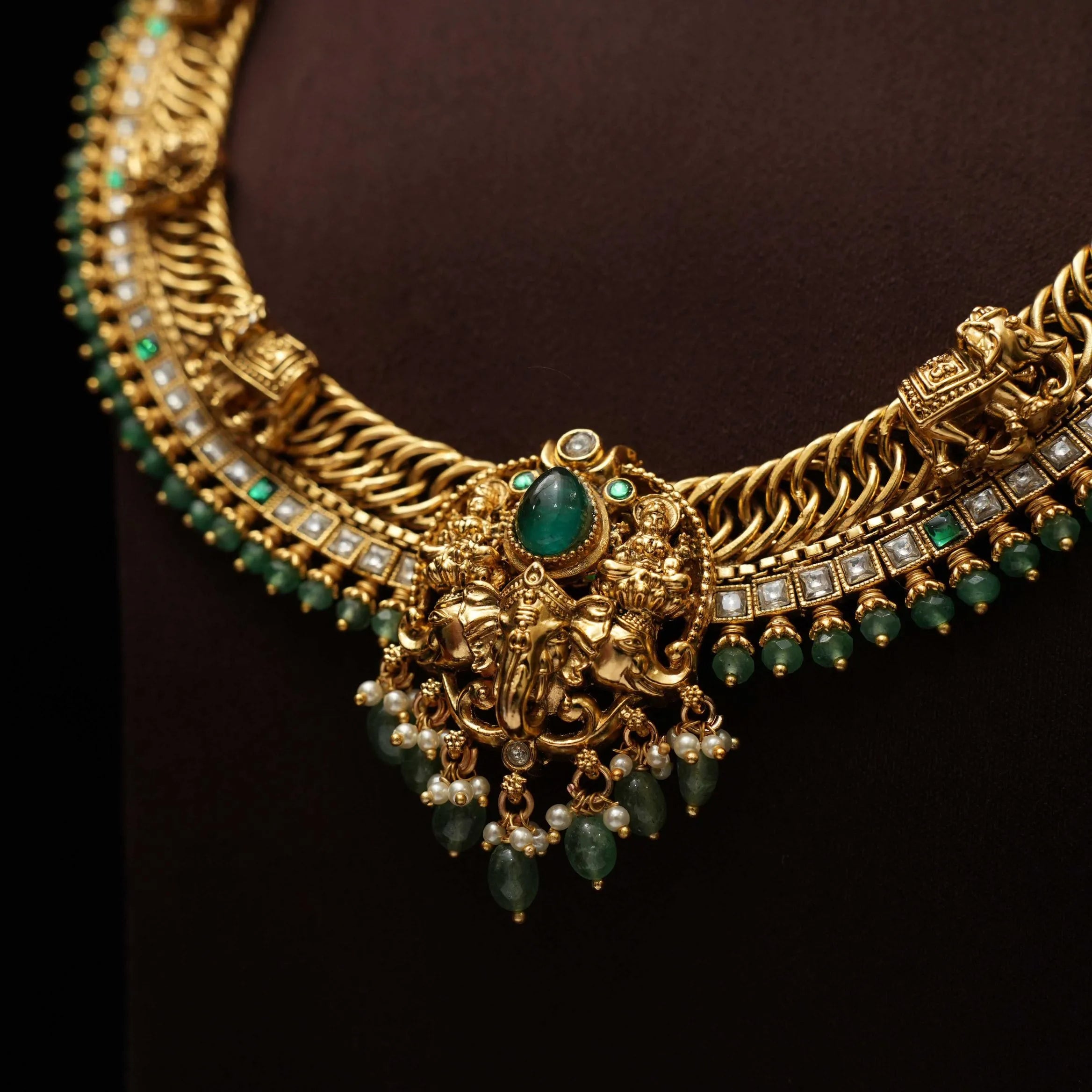 Pusita Antique Necklace