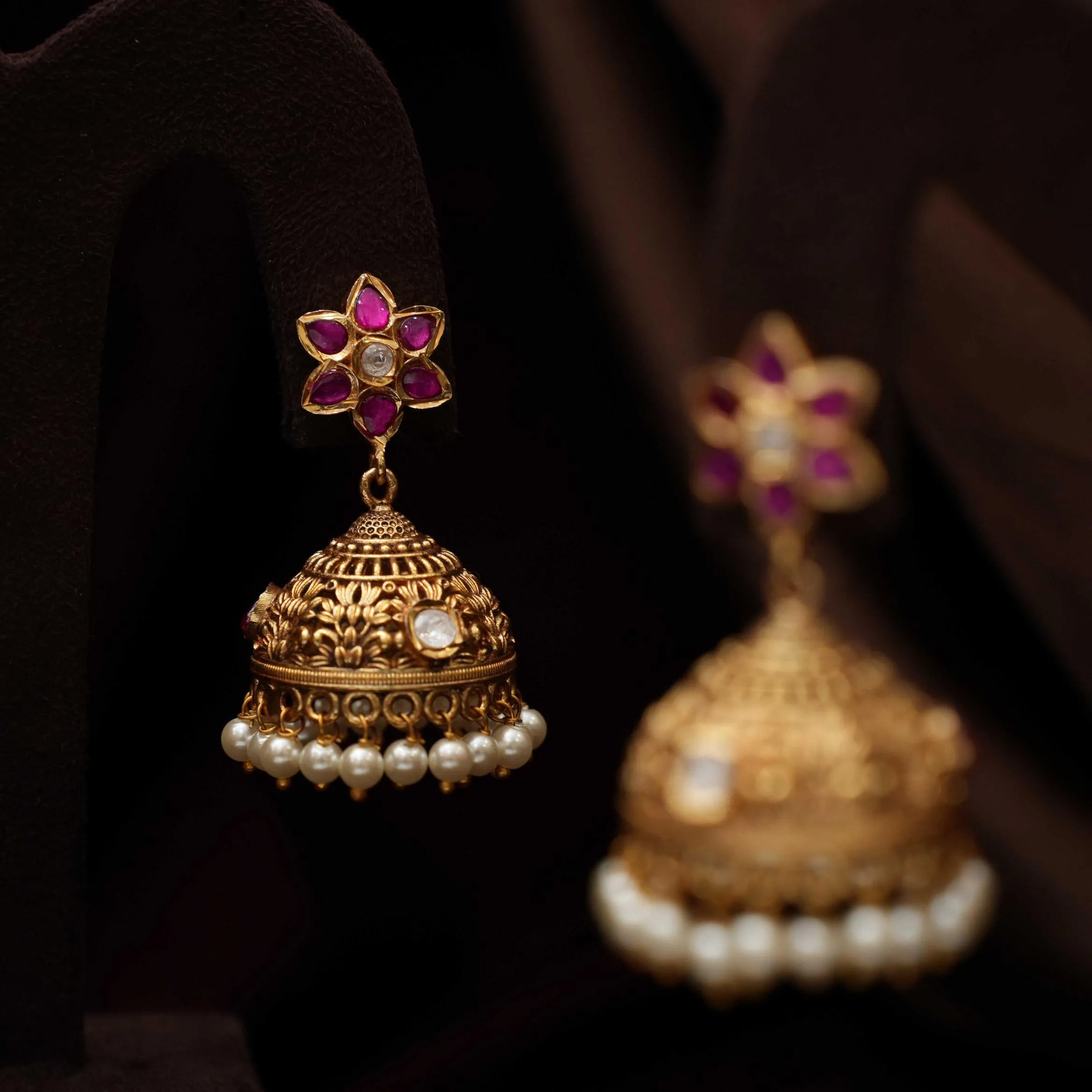 Reeyanshi Antique Jhumka Earrings - Red & White