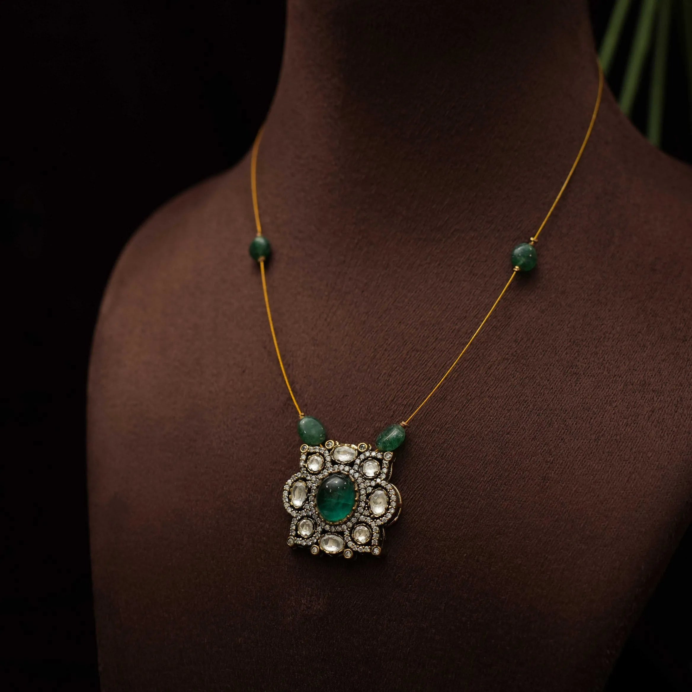 Reka Minimalistic Zircon Necklace - Green