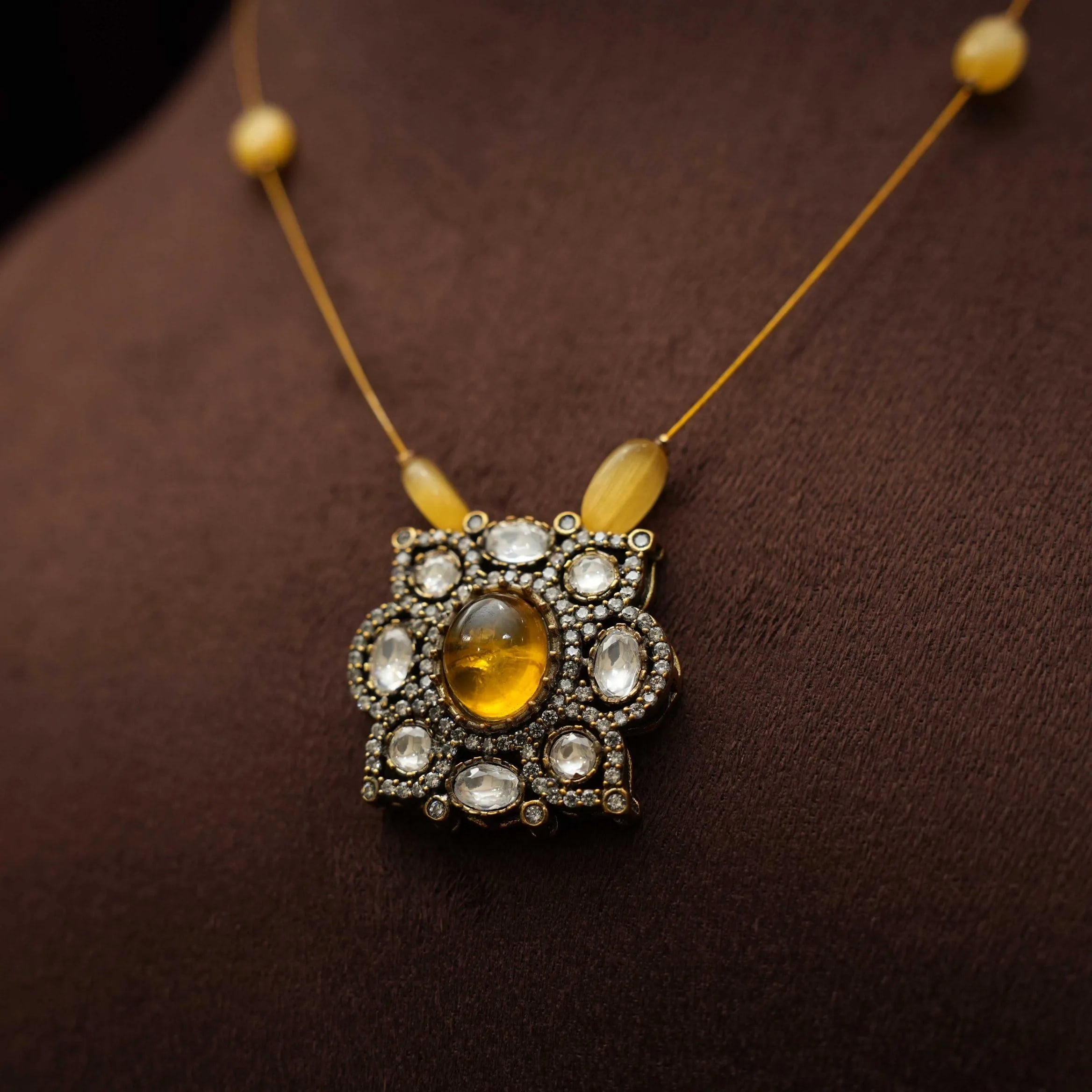 Reka Minimalistic Zircon Necklace - Yellow