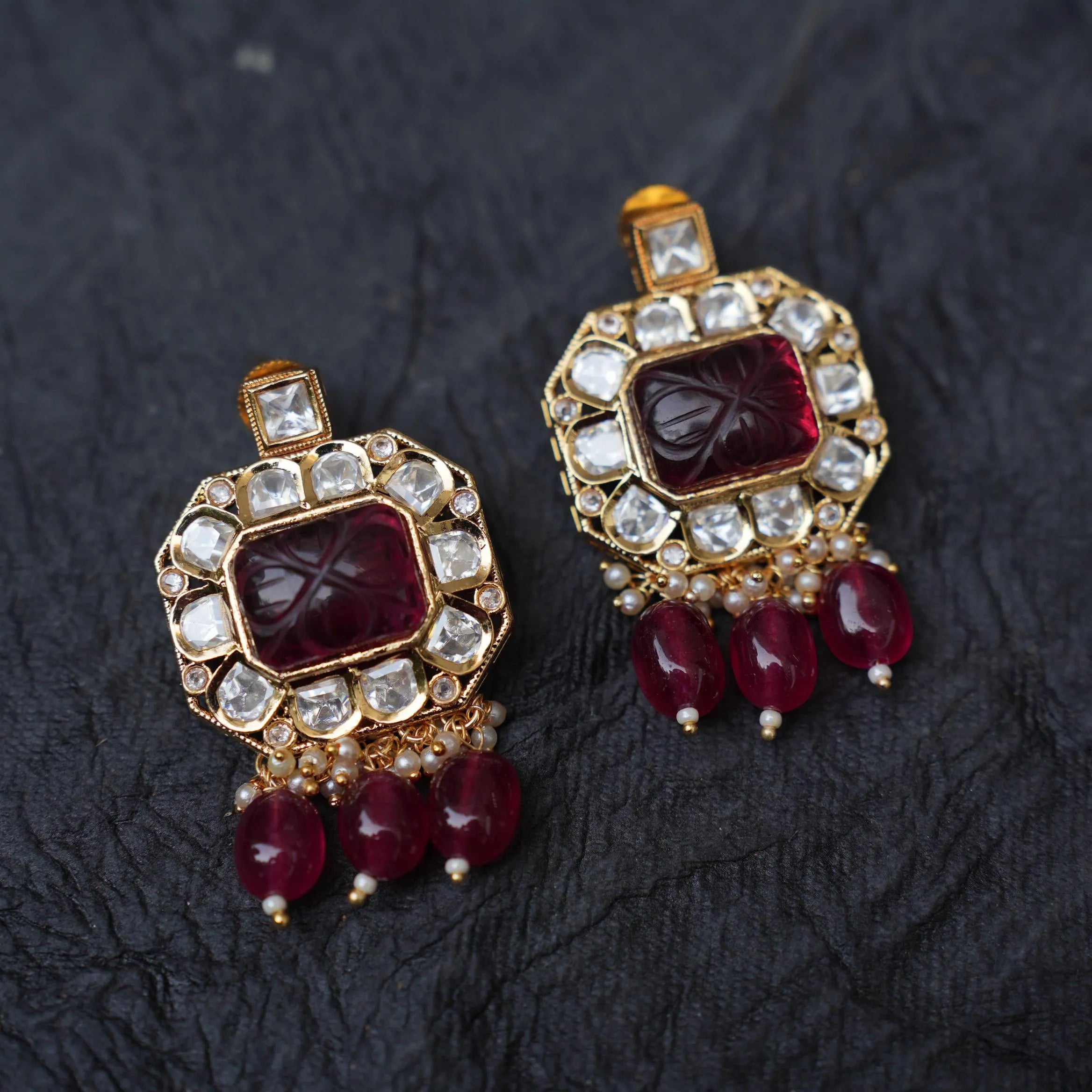 Renu Pearl Necklace - Maroon