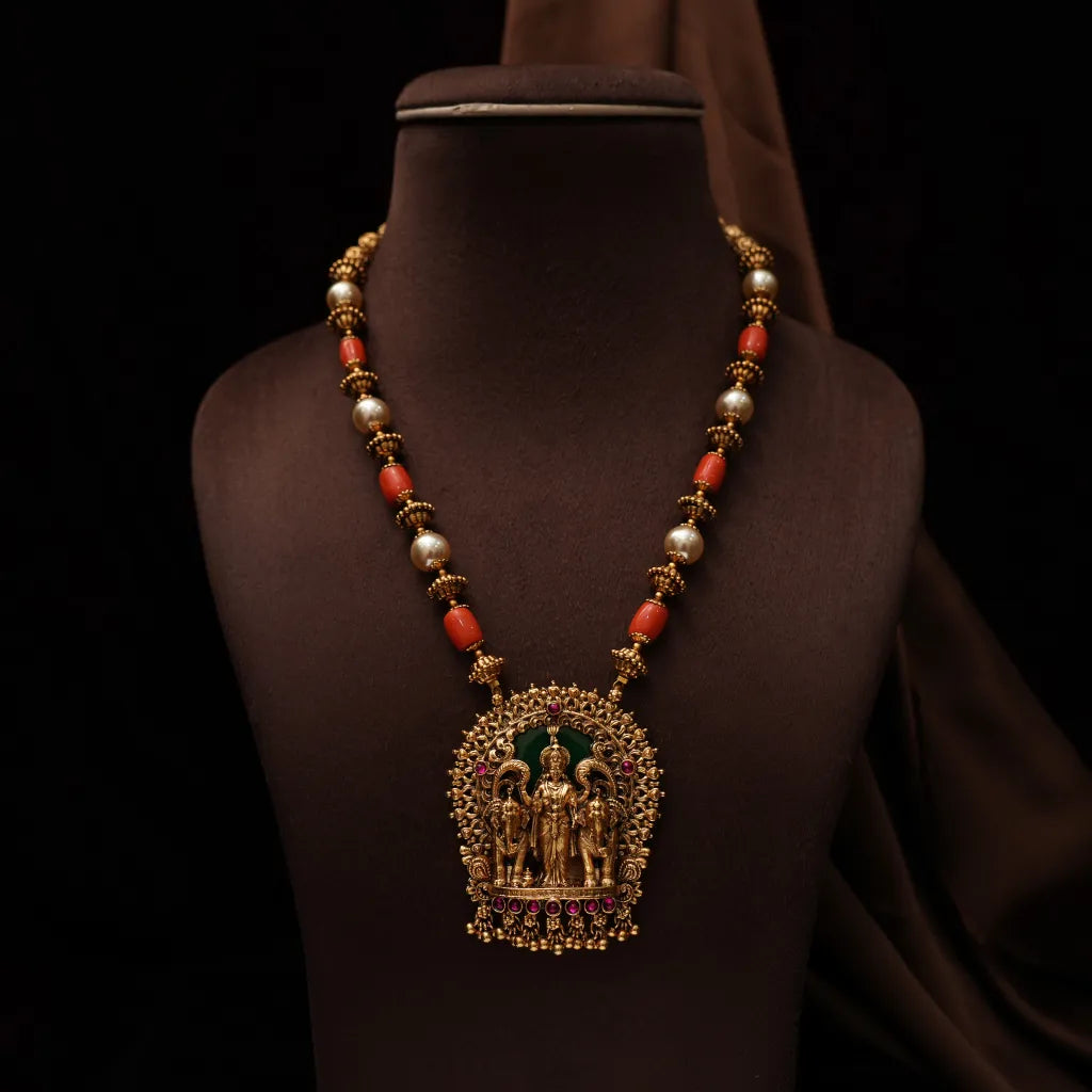 Reyna Antique Coral Necklace
