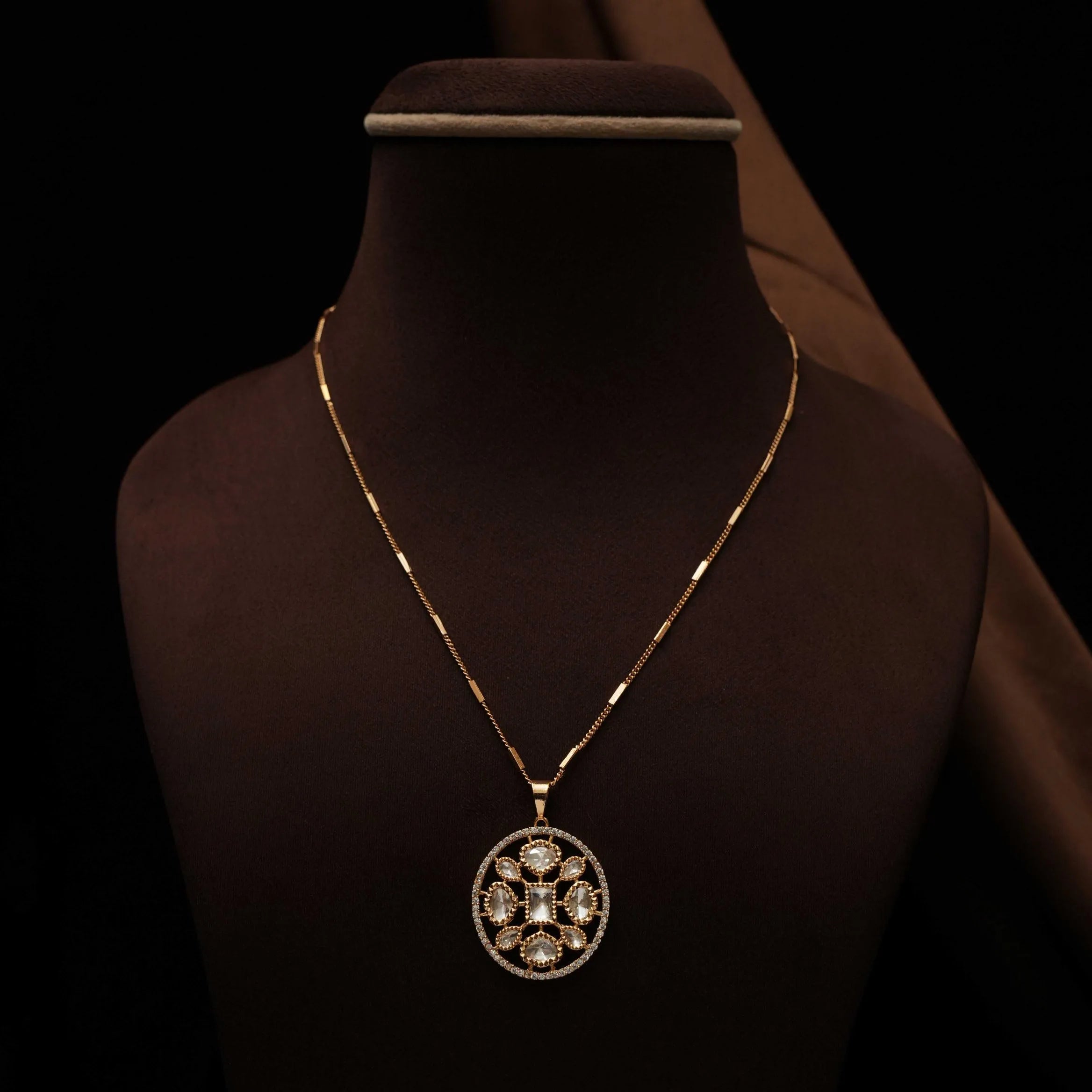 Rhea Minimal Necklace