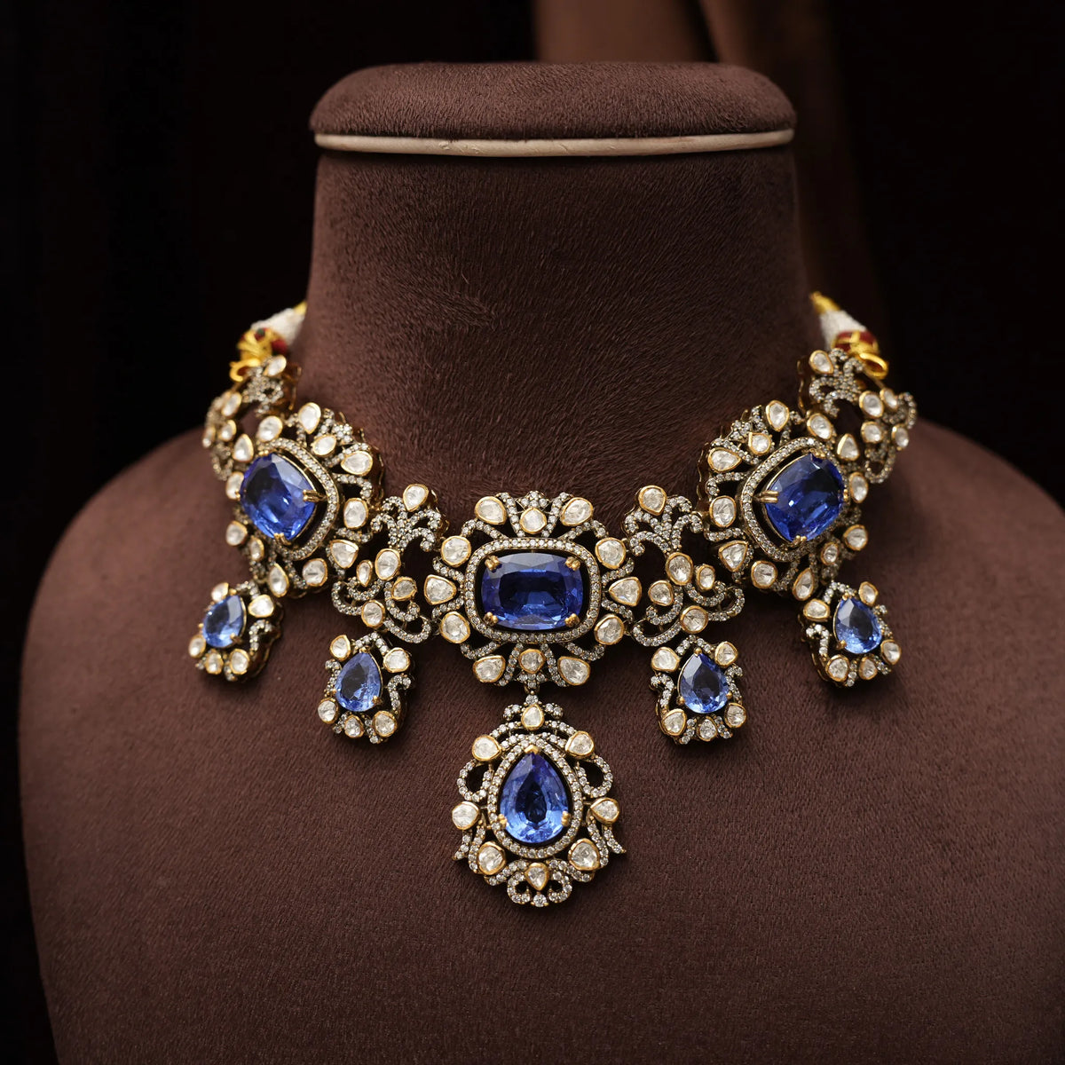 Riaanvi Silver Moissantie Choker - Blue