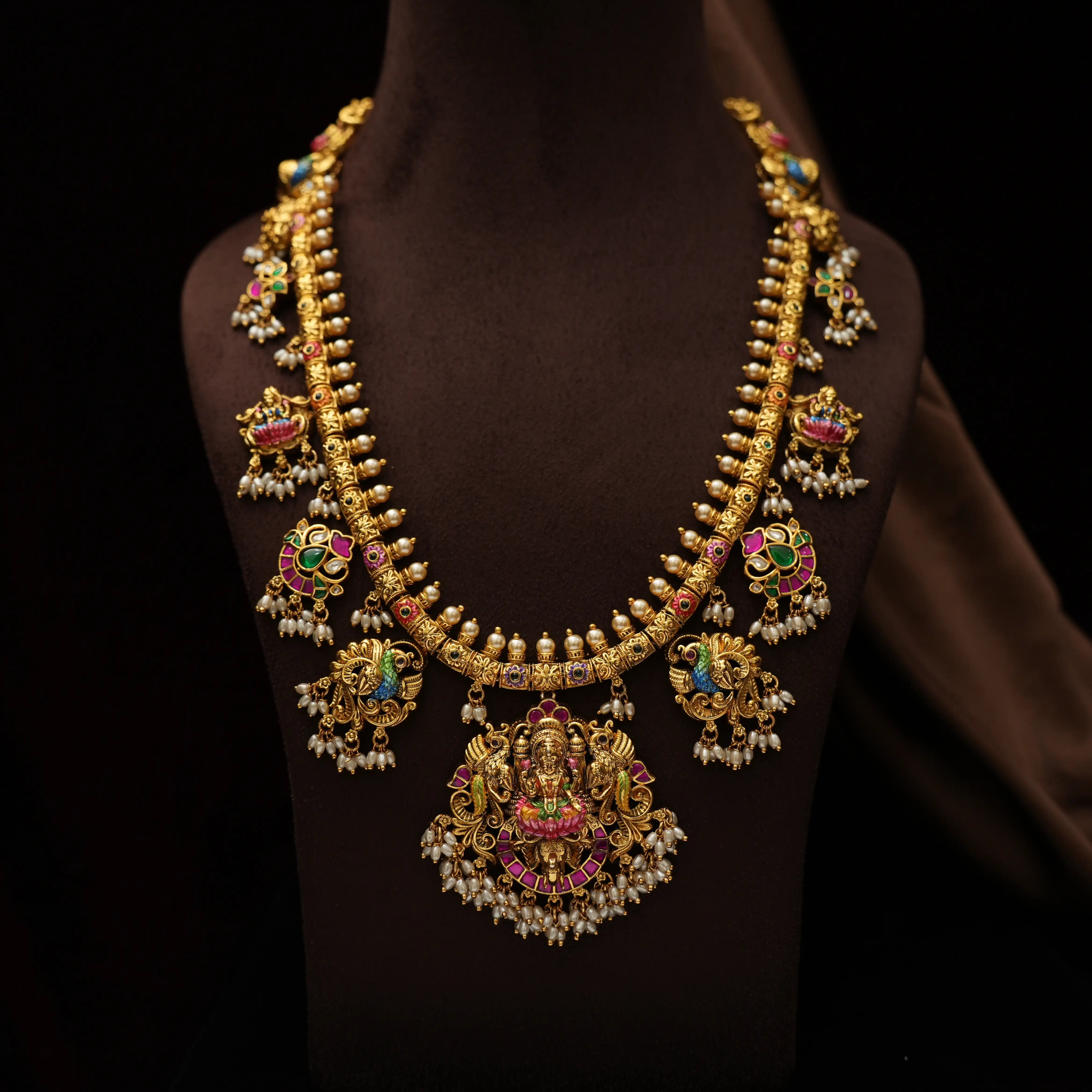 Ridhanya Antique Necklace