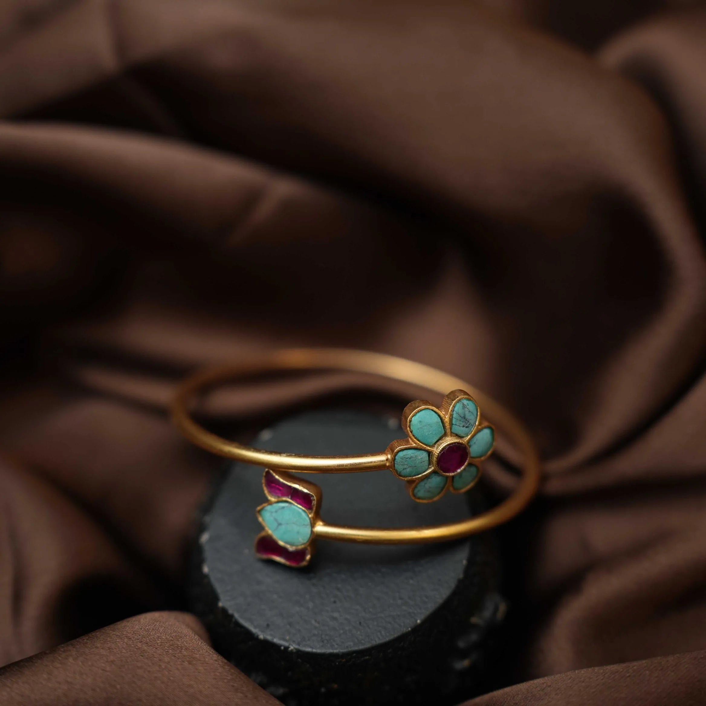 Rishu Silver Kada Bangle