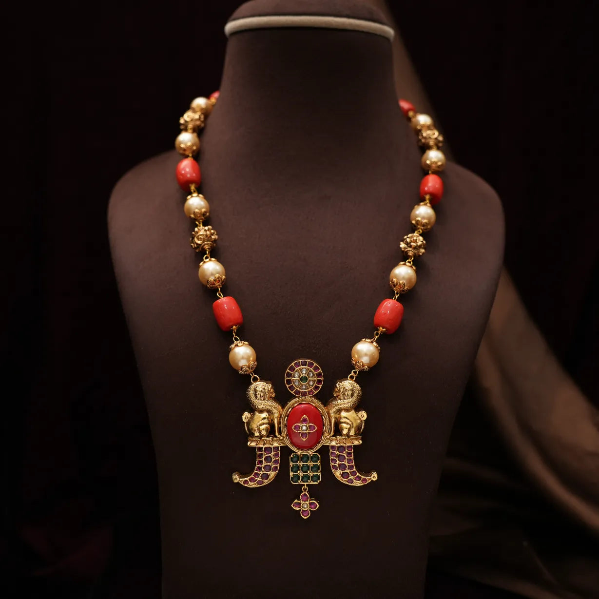 Riva Beaded Polki Necklace - Coral