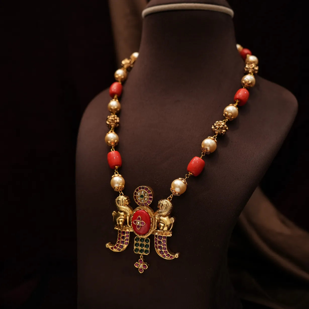 Riva Beaded Polki Necklace - Coral