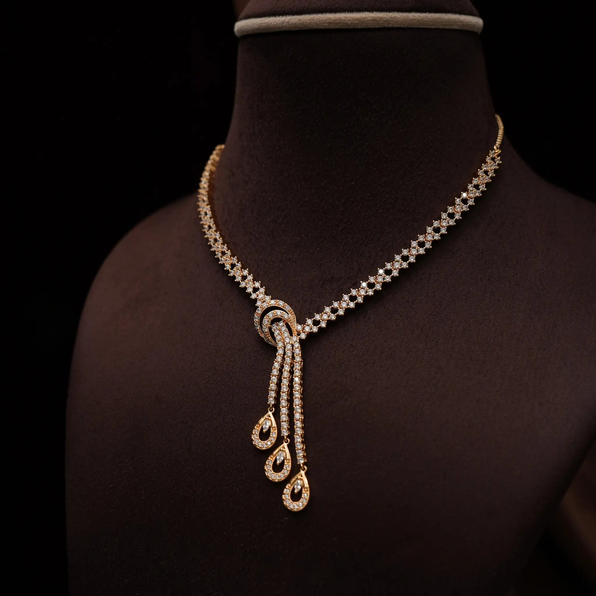 Rucya Zircon Necklace