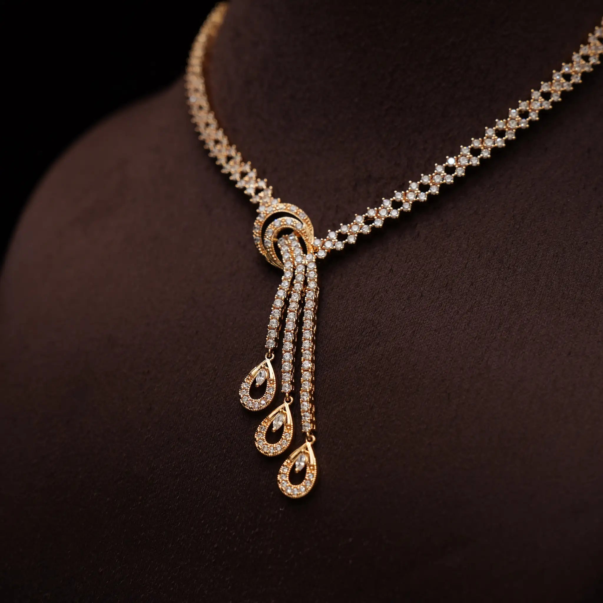 Rucya Zircon Necklace
