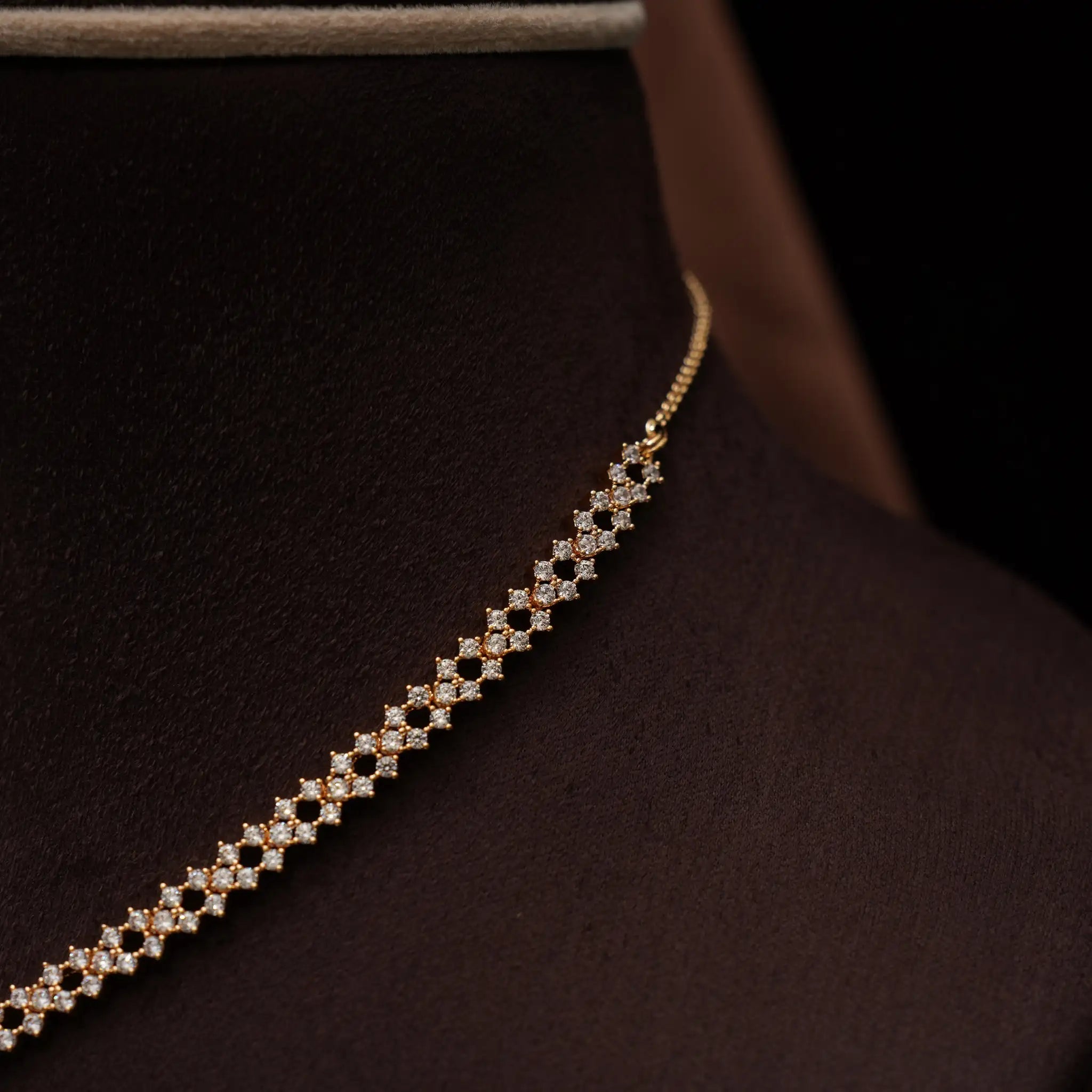 Rucya Zircon Necklace