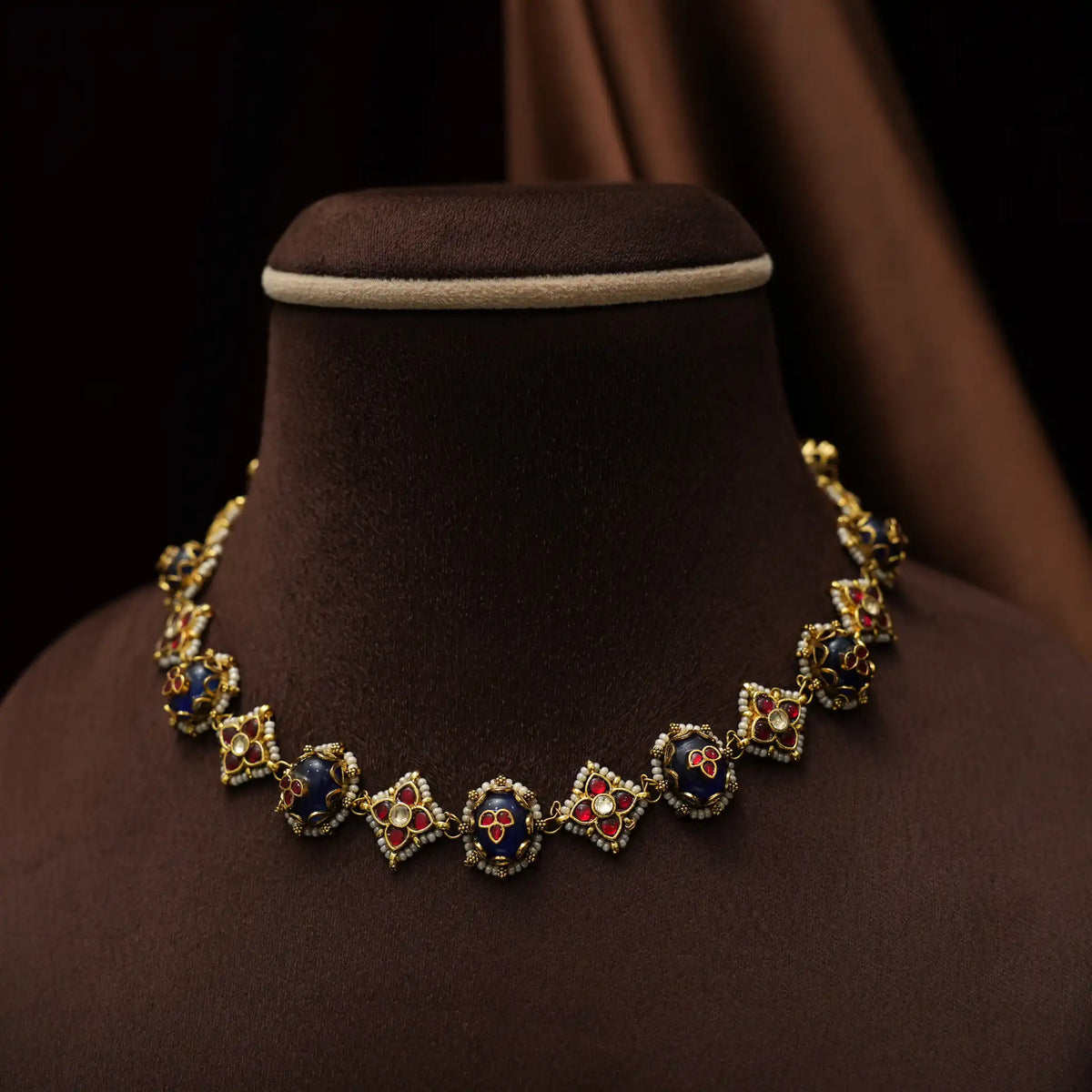 Apeshka Polki Choker - Avika