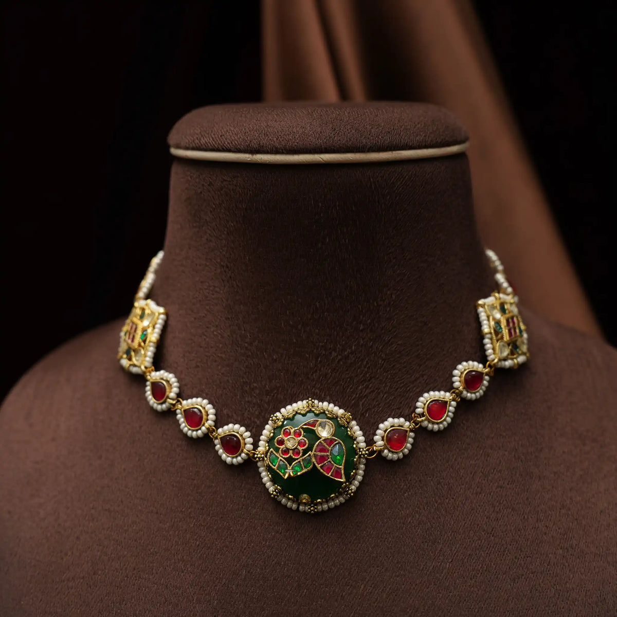 Apeshka Polki Choker - Swina