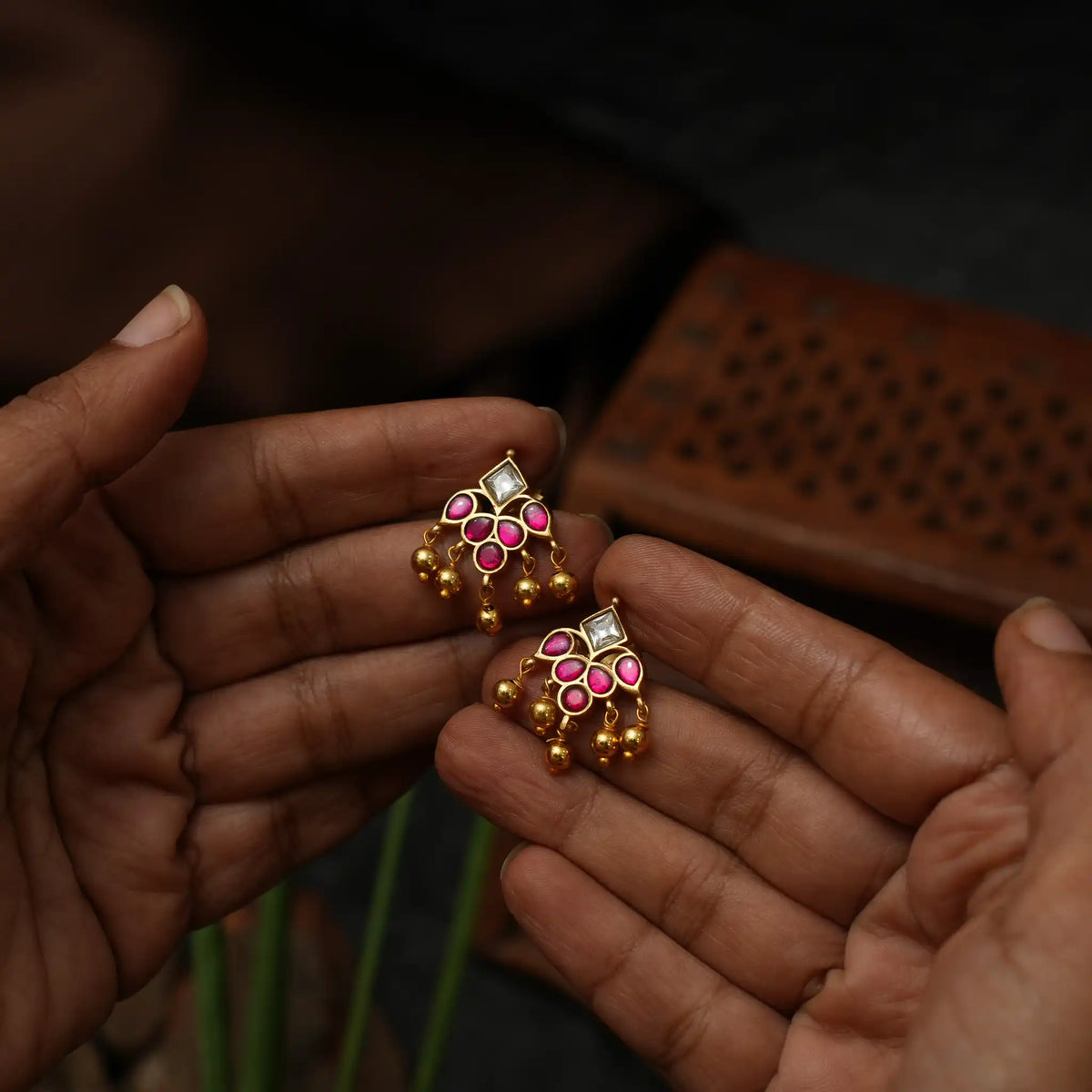 Sirisha Antique Ear Stud - Red & White
