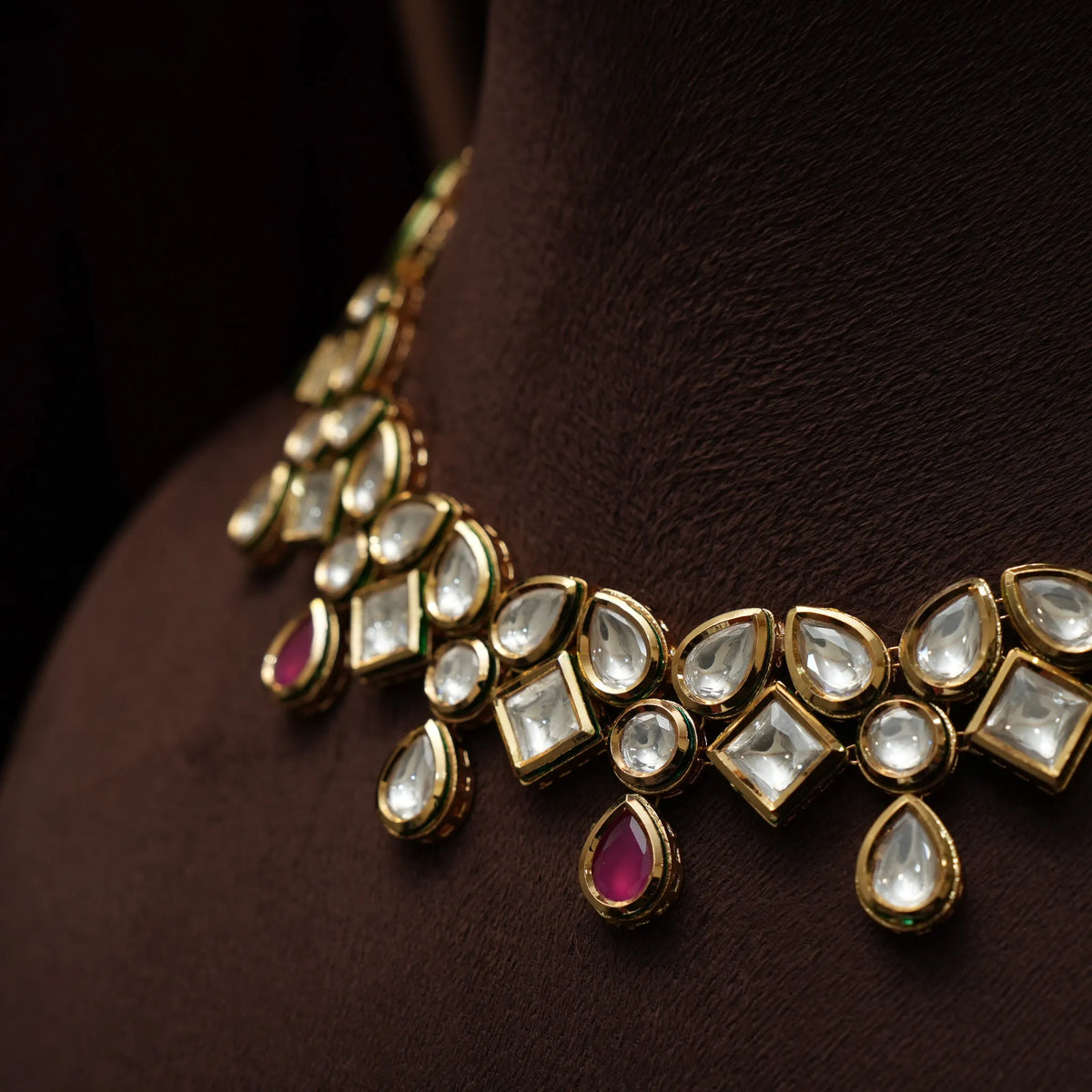 Avnita Kundan Necklace - Reddish Pink