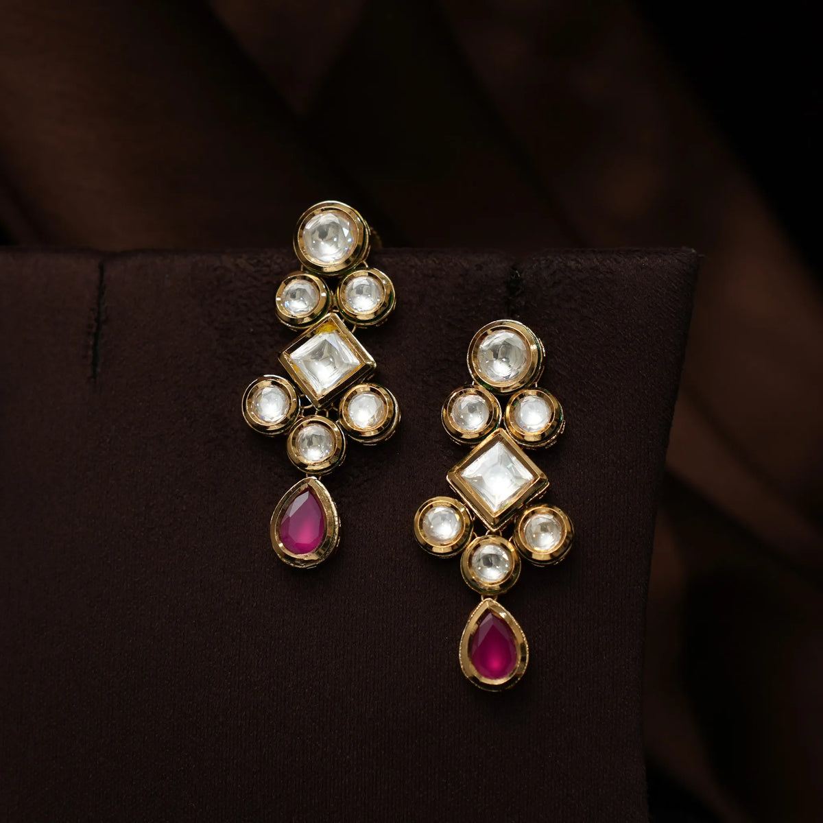 Avnita Kundan Necklace - Reddish Pink