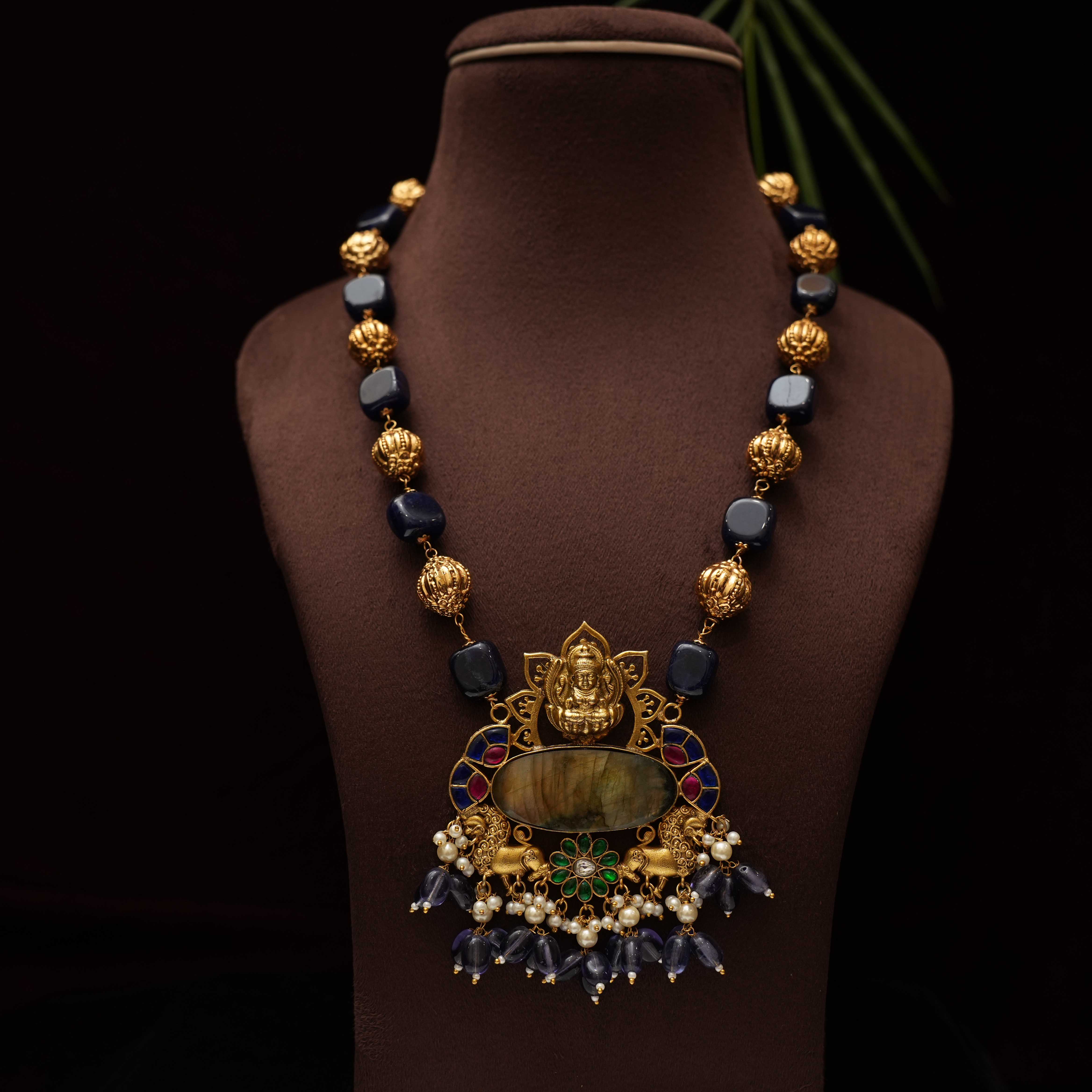 Yaso Beaded Kundan Necklace - Rimli Boutique