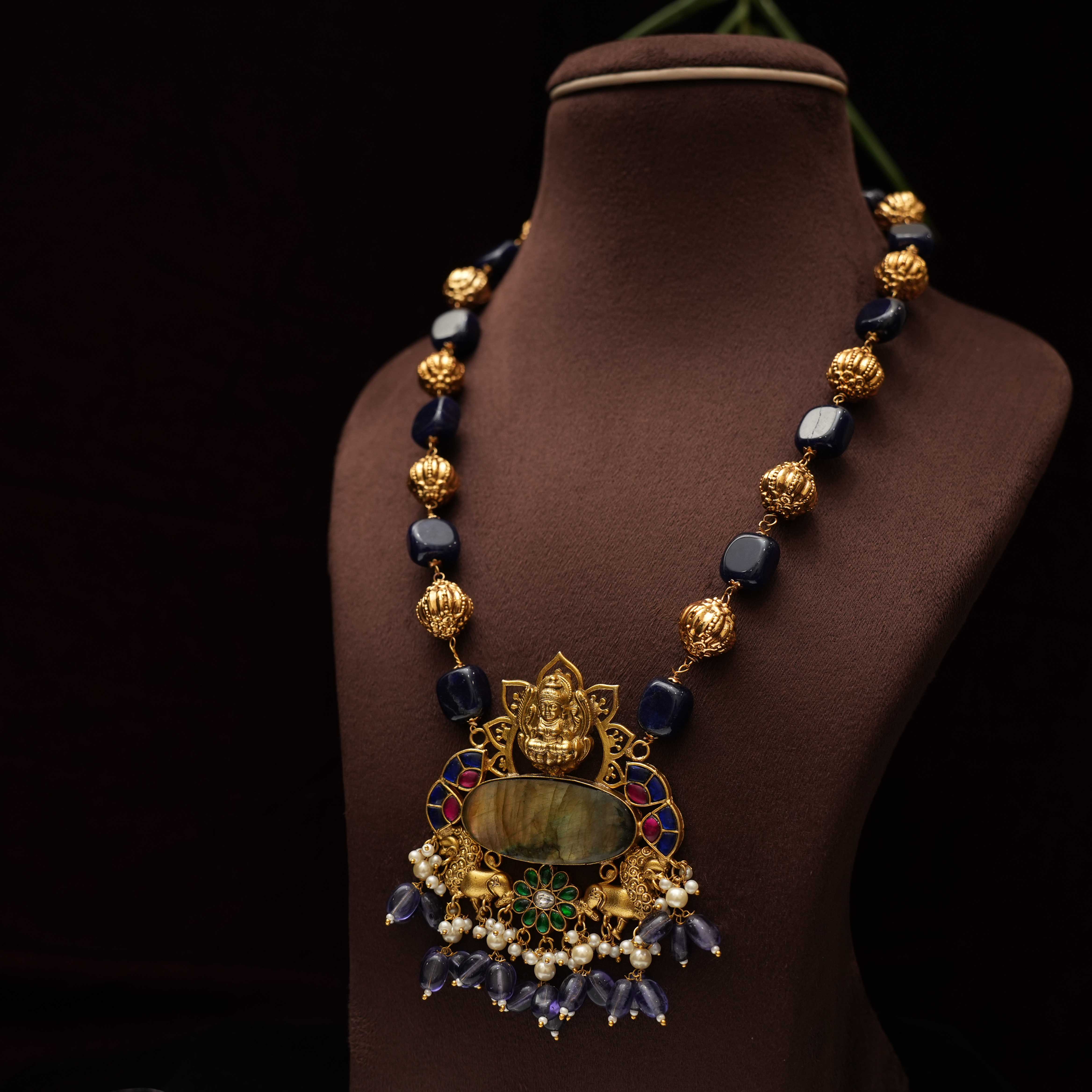 Yaso Beaded Kundan Necklace - Rimli Boutique