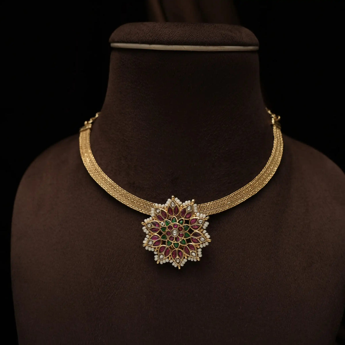 Hasna Antique Short Necklace - Red & Green