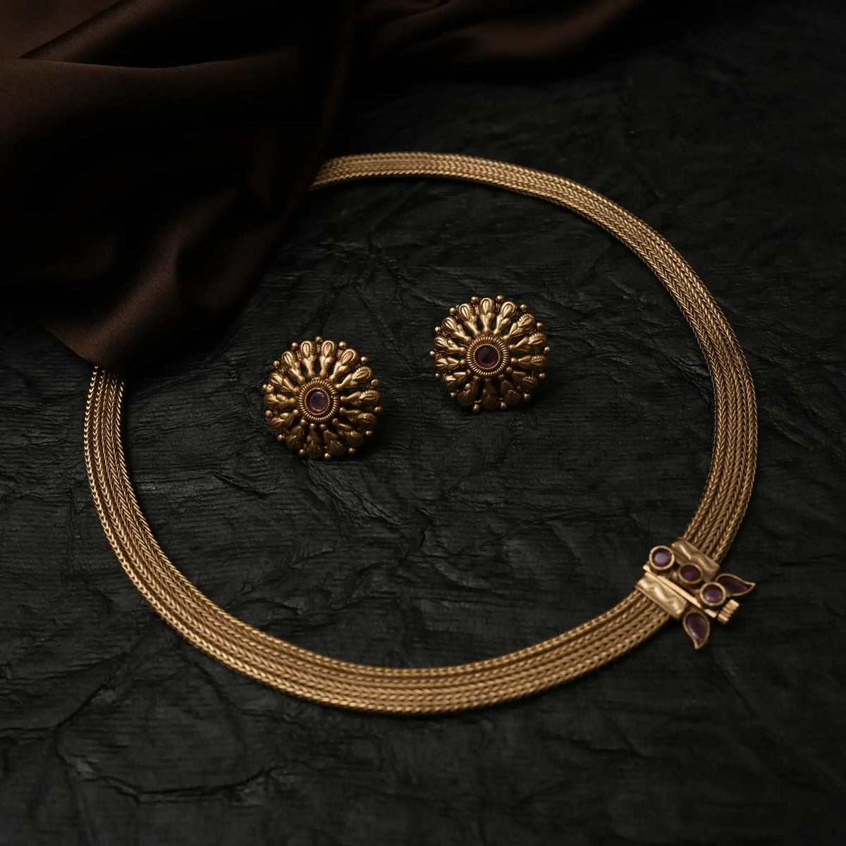 Aadhira Antique Necklace
