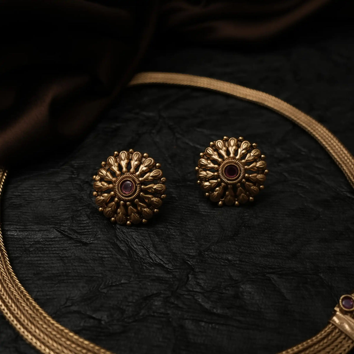 Aadhira Antique Necklace
