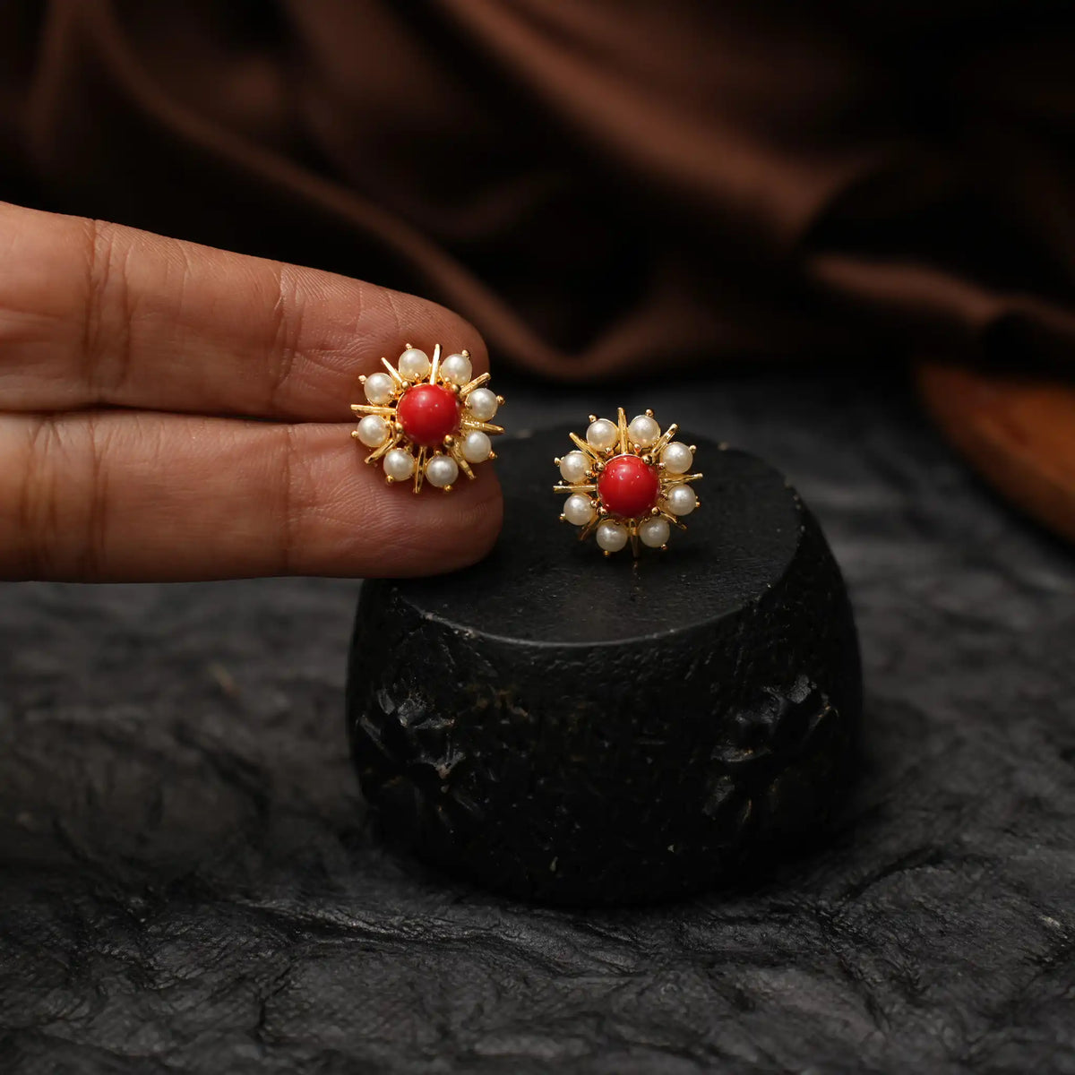 Pari Antique Ear Stud