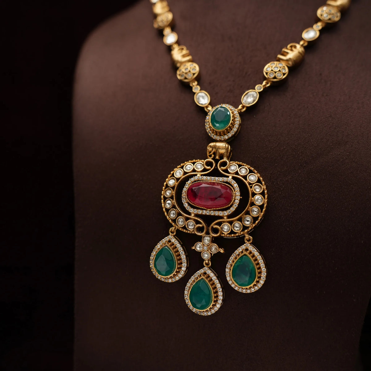 Reyana Victorian Kundan Necklace - Emerald Green