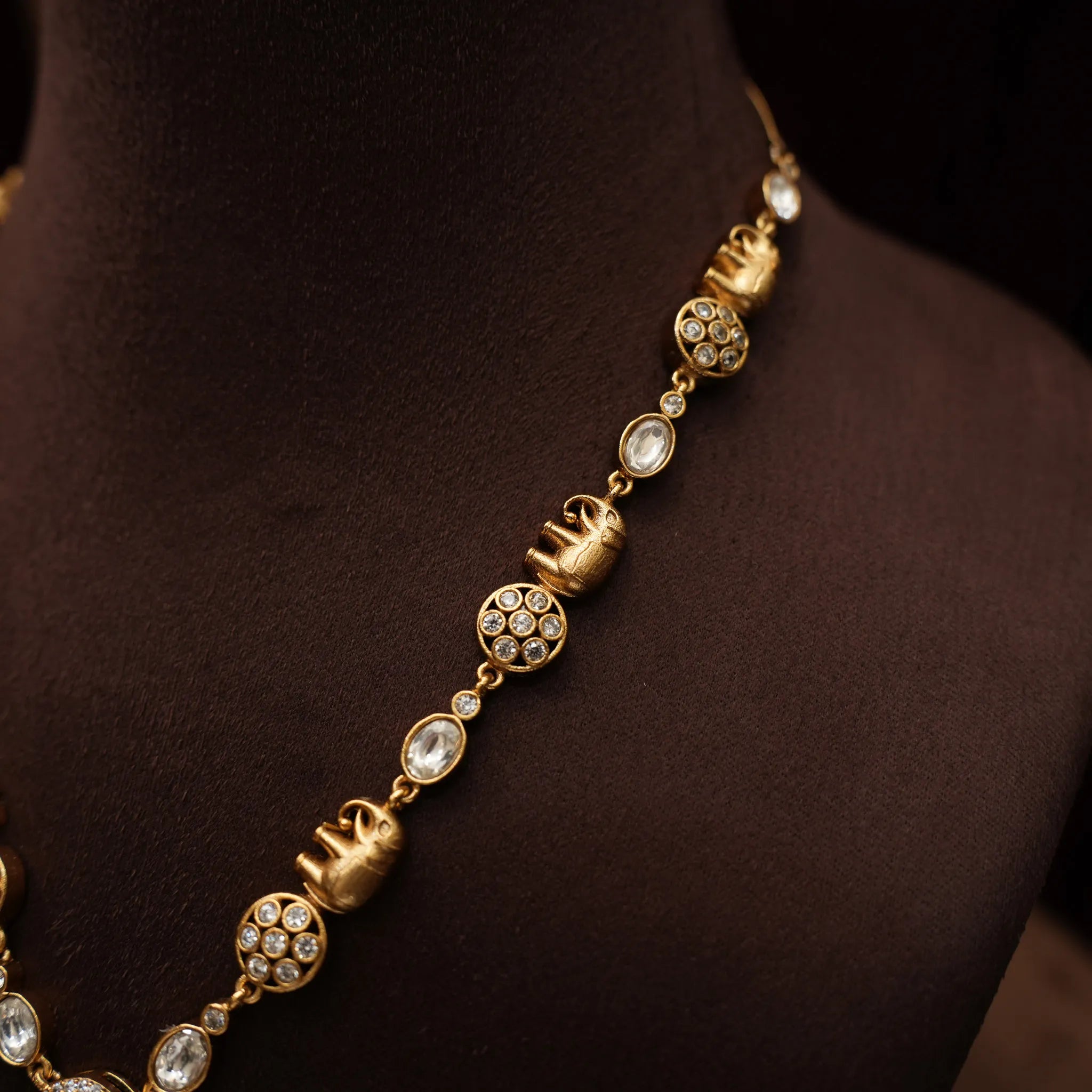 Reyana Victorian Kundan Necklace - Emerald Green