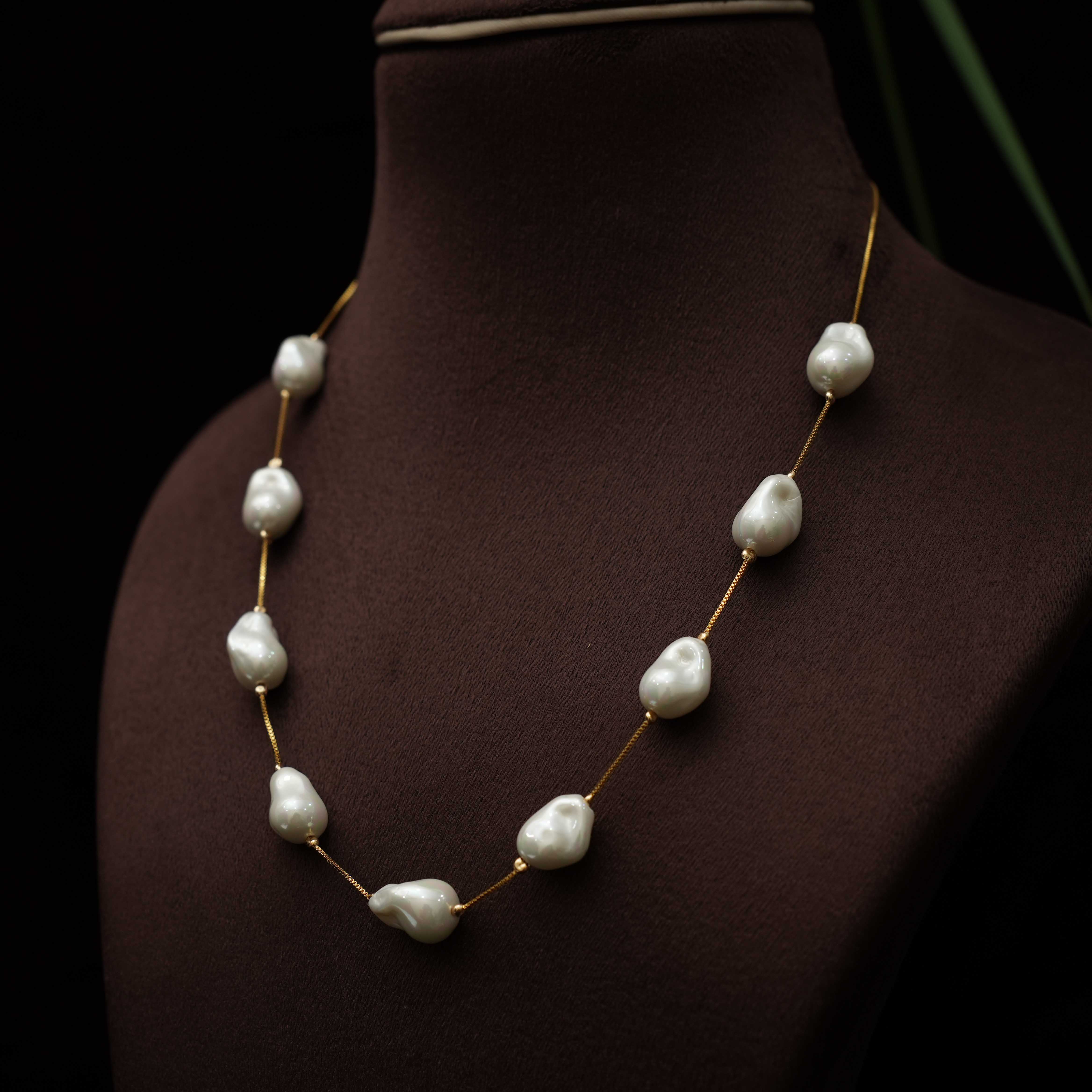 Ivanika Minimalist Pearl Necklace
