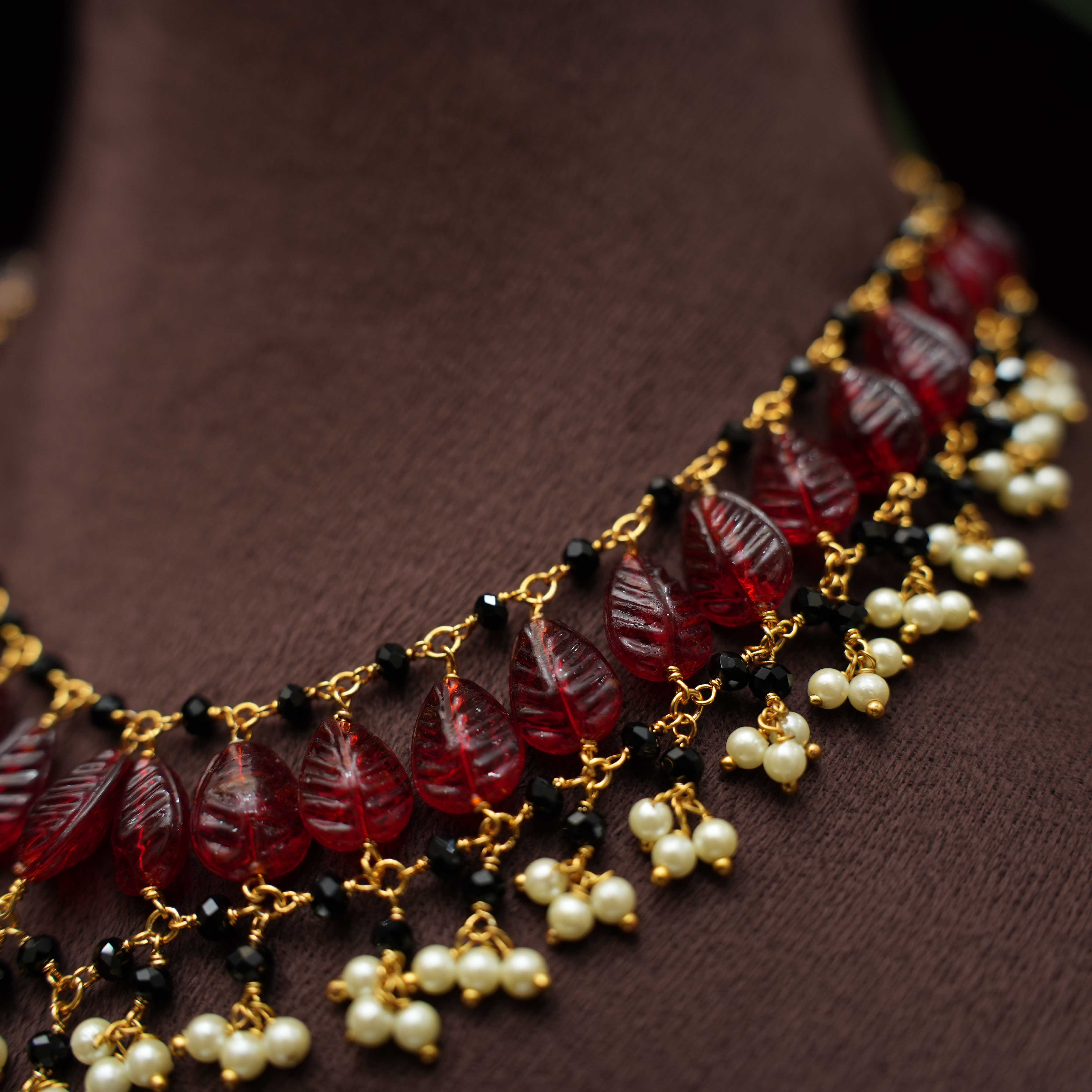 Tifara Beaded Red Choker - Rimli Boutique