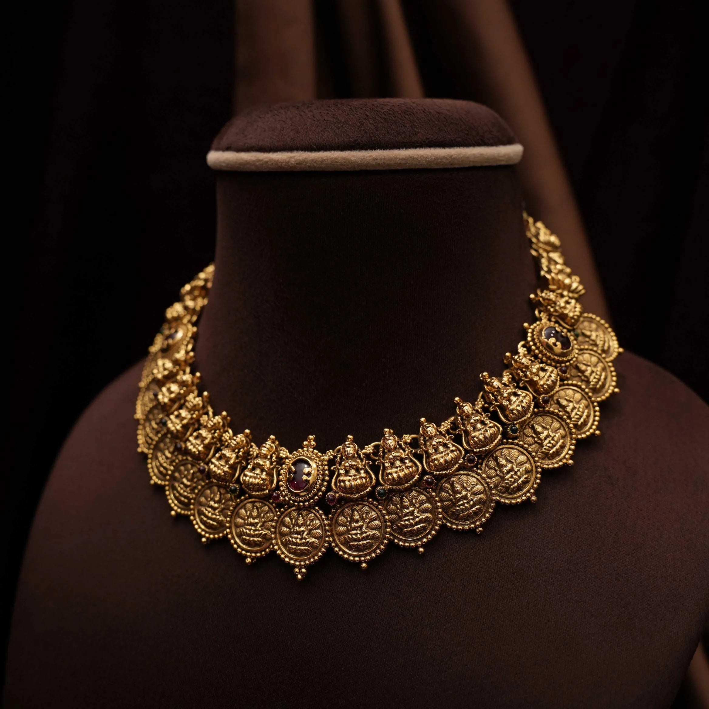 Saanvi Antique Necklace