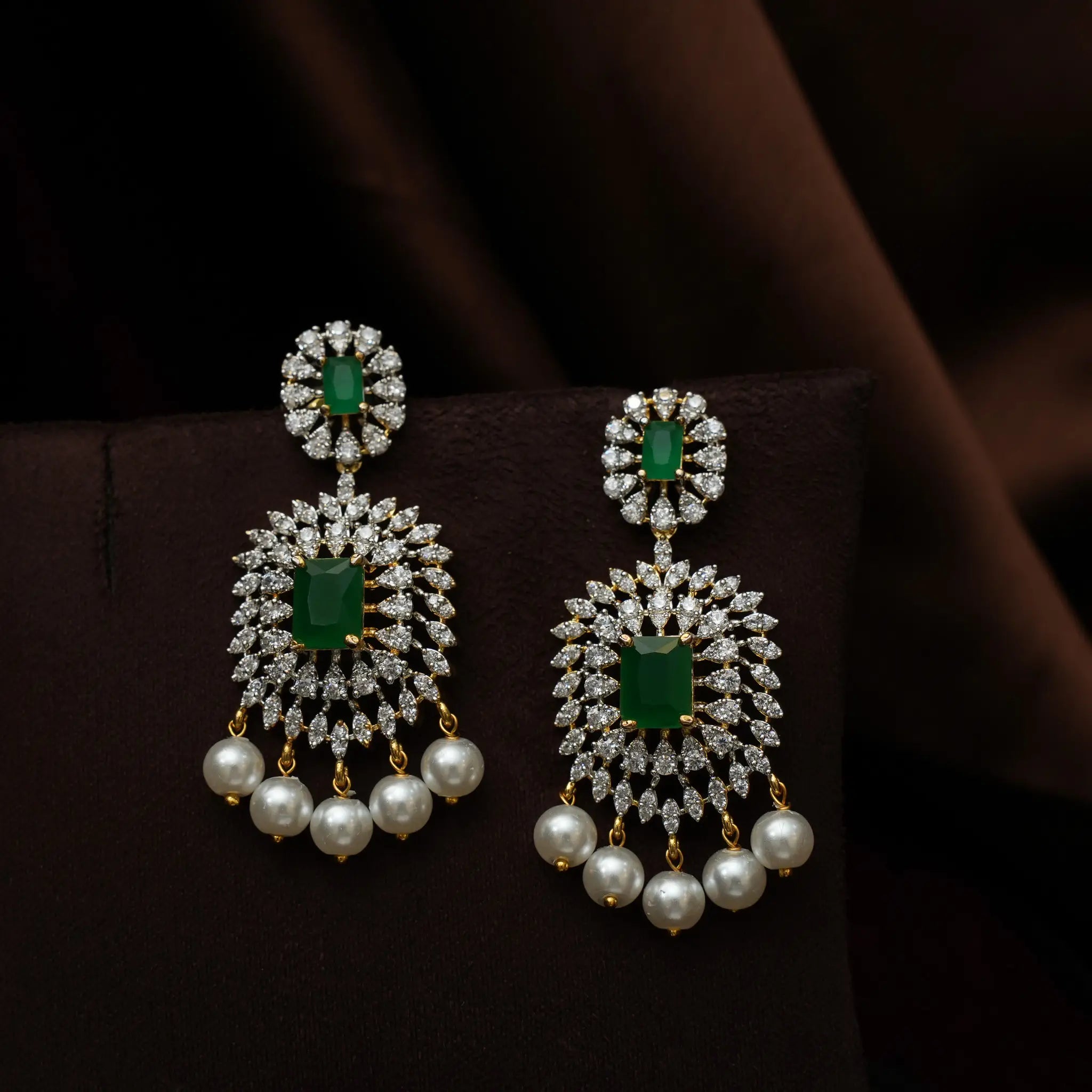 Saanviya Zircon Necklace - Green