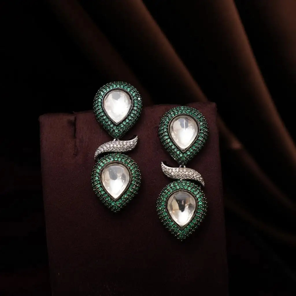 Sadhana Victorian Dual Tone Necklace