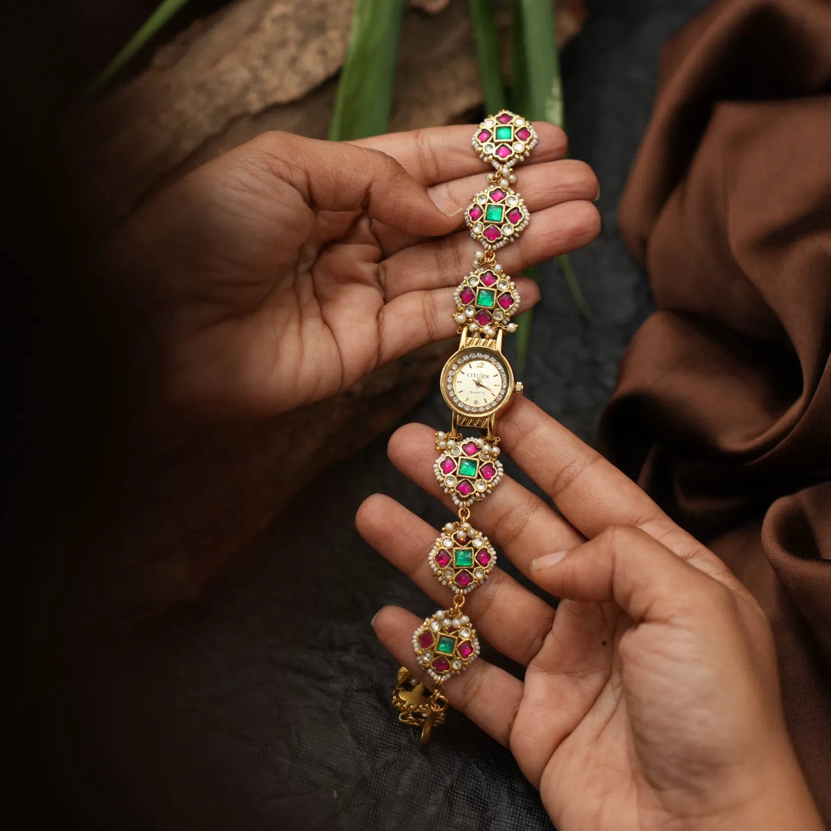 Sahana Polki Watch