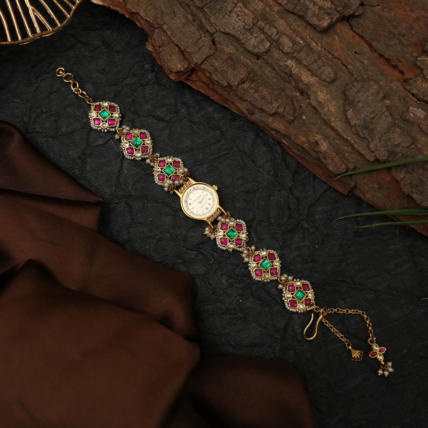 Sahana Polki Watch