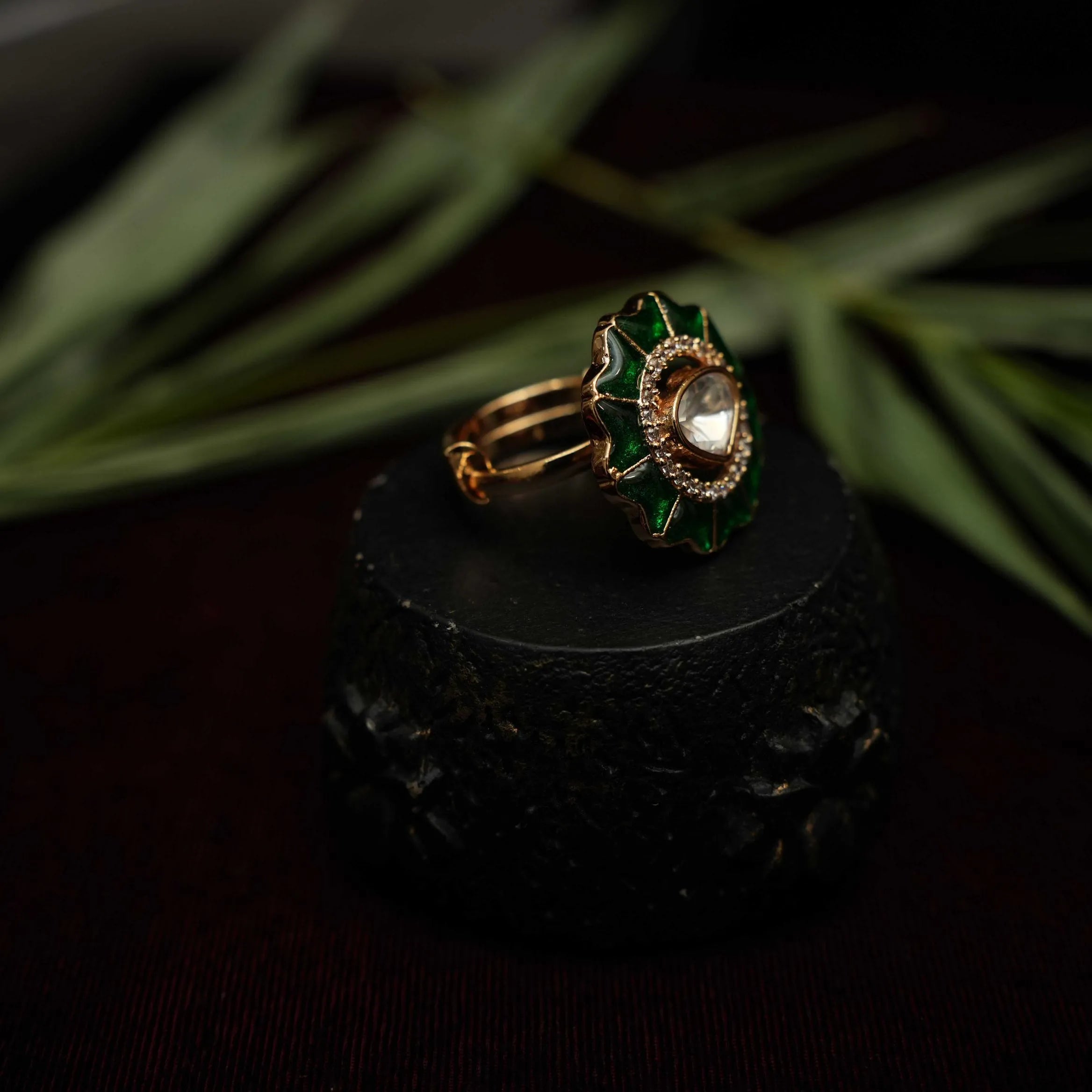 Saira Polki Ring - Dark Green