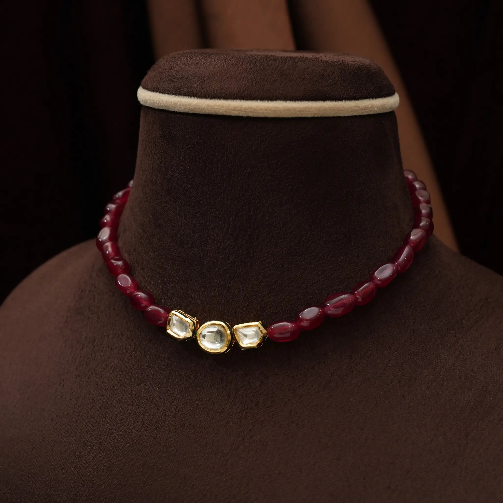 Sakshi Kundan Choker